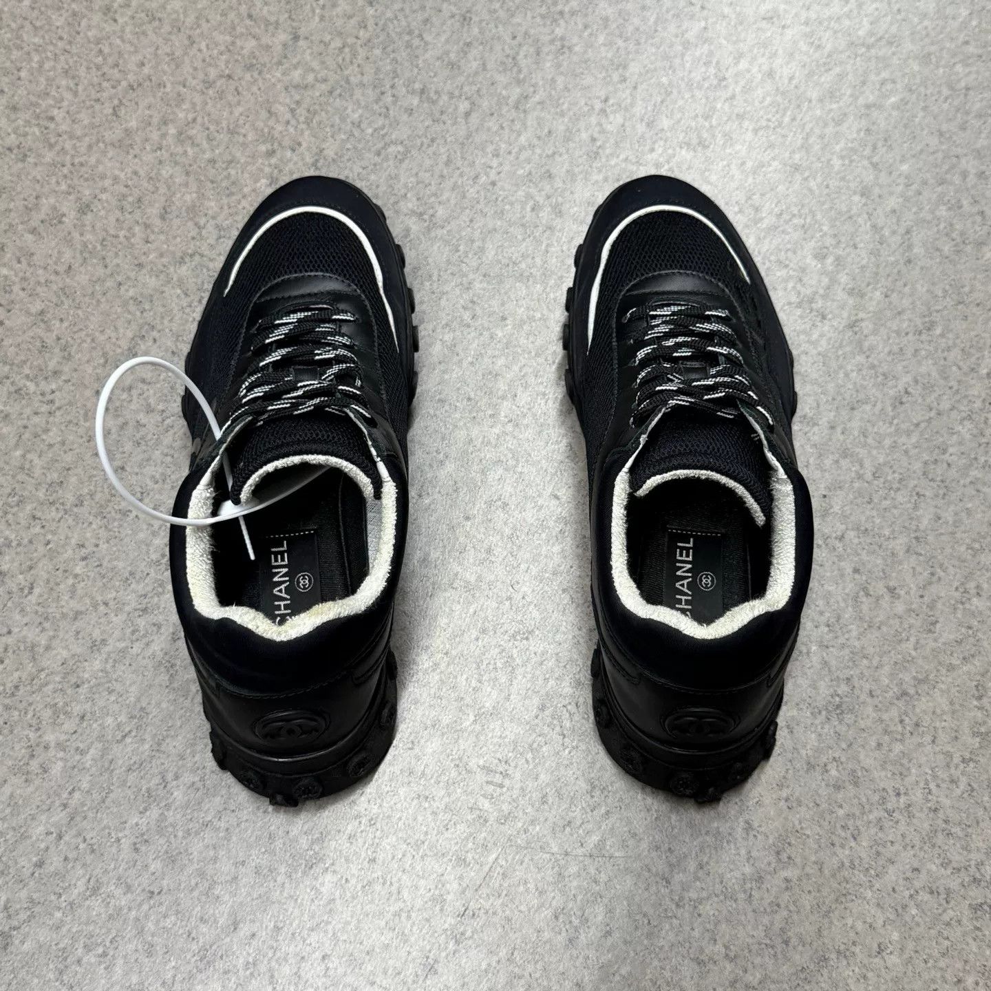 Chanel Chanel Black White Training Sneakers Size US 8 / IT 38 - 8 Thumbnail