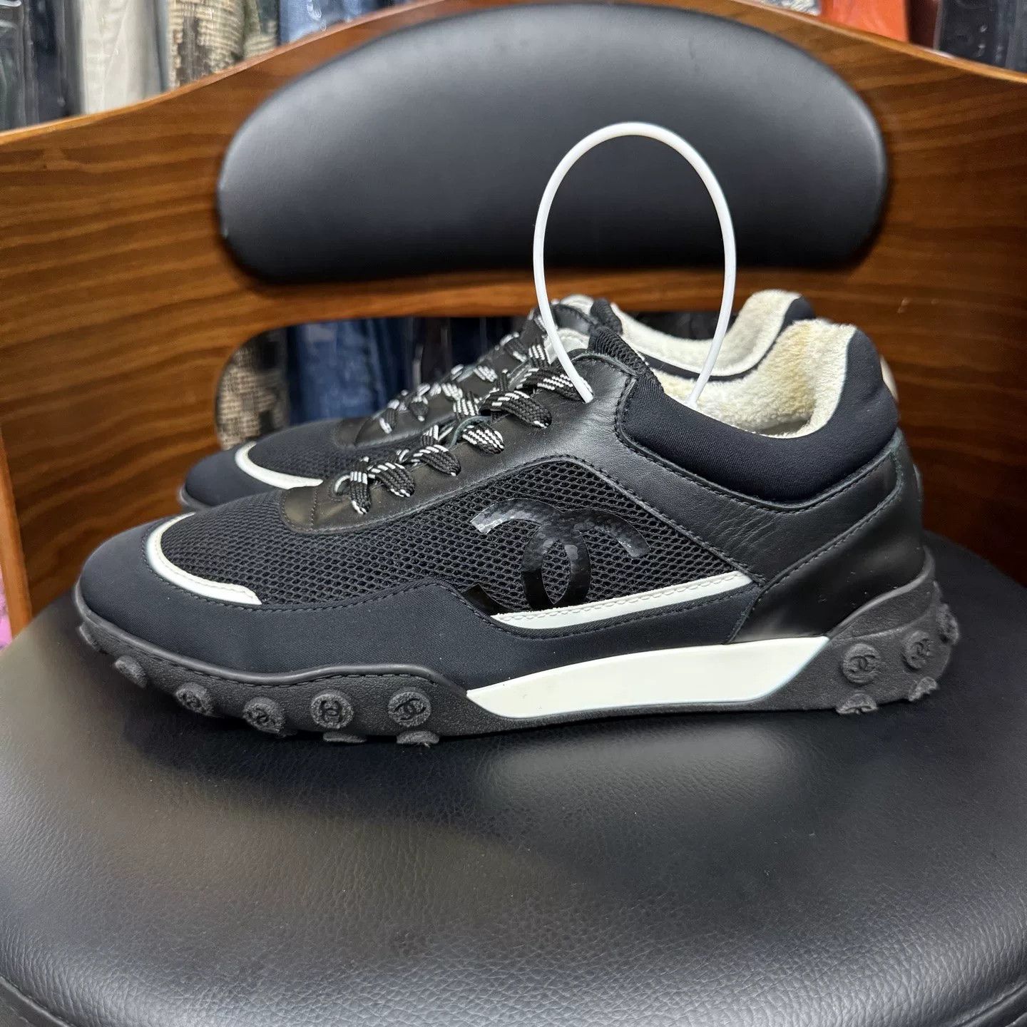 Chanel Chanel Black White Training Sneakers Size US 8 / IT 38 - 6 Thumbnail
