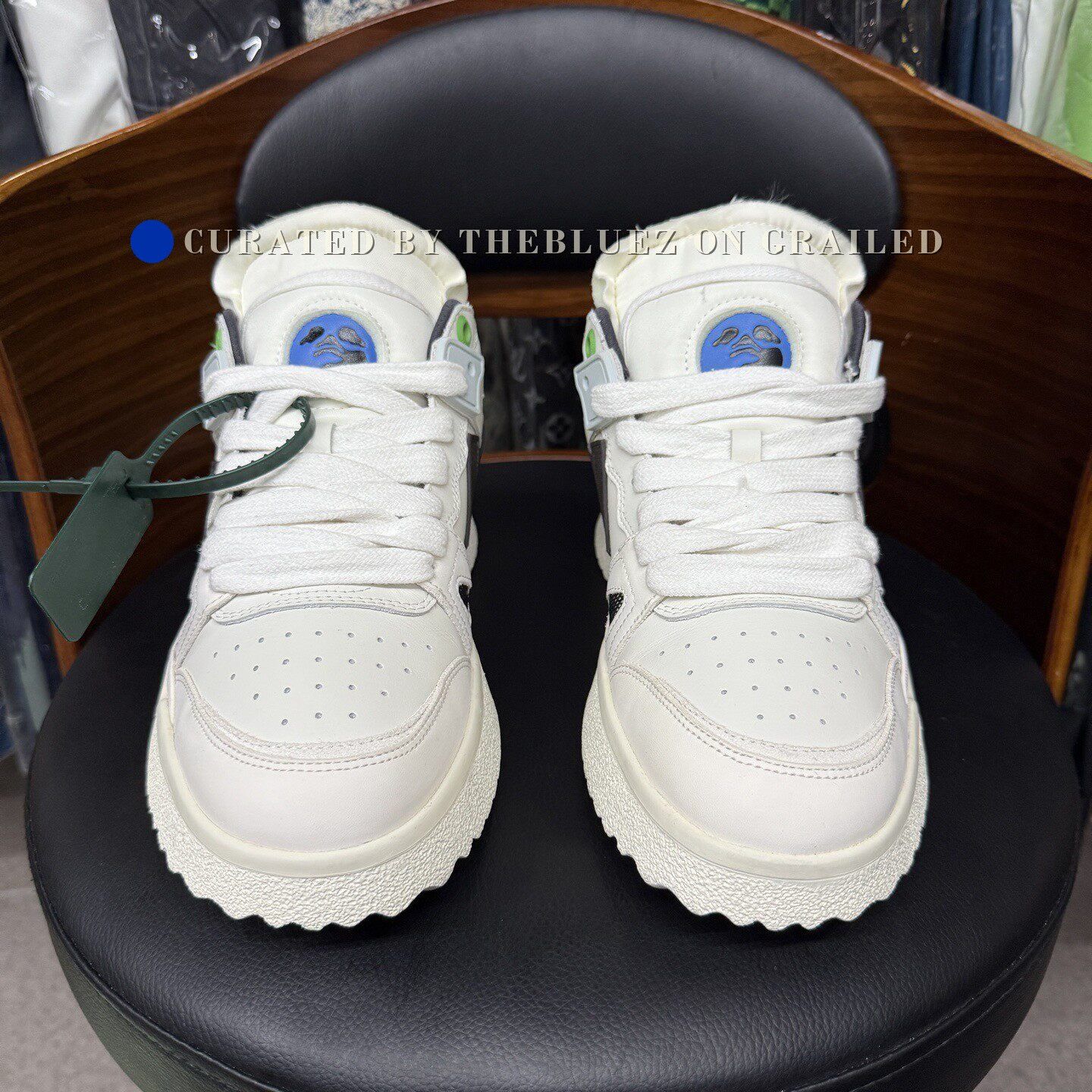 Off-White Off White OW Arrow White Black Size US 9 / EU 42 - 2 Thumbnail