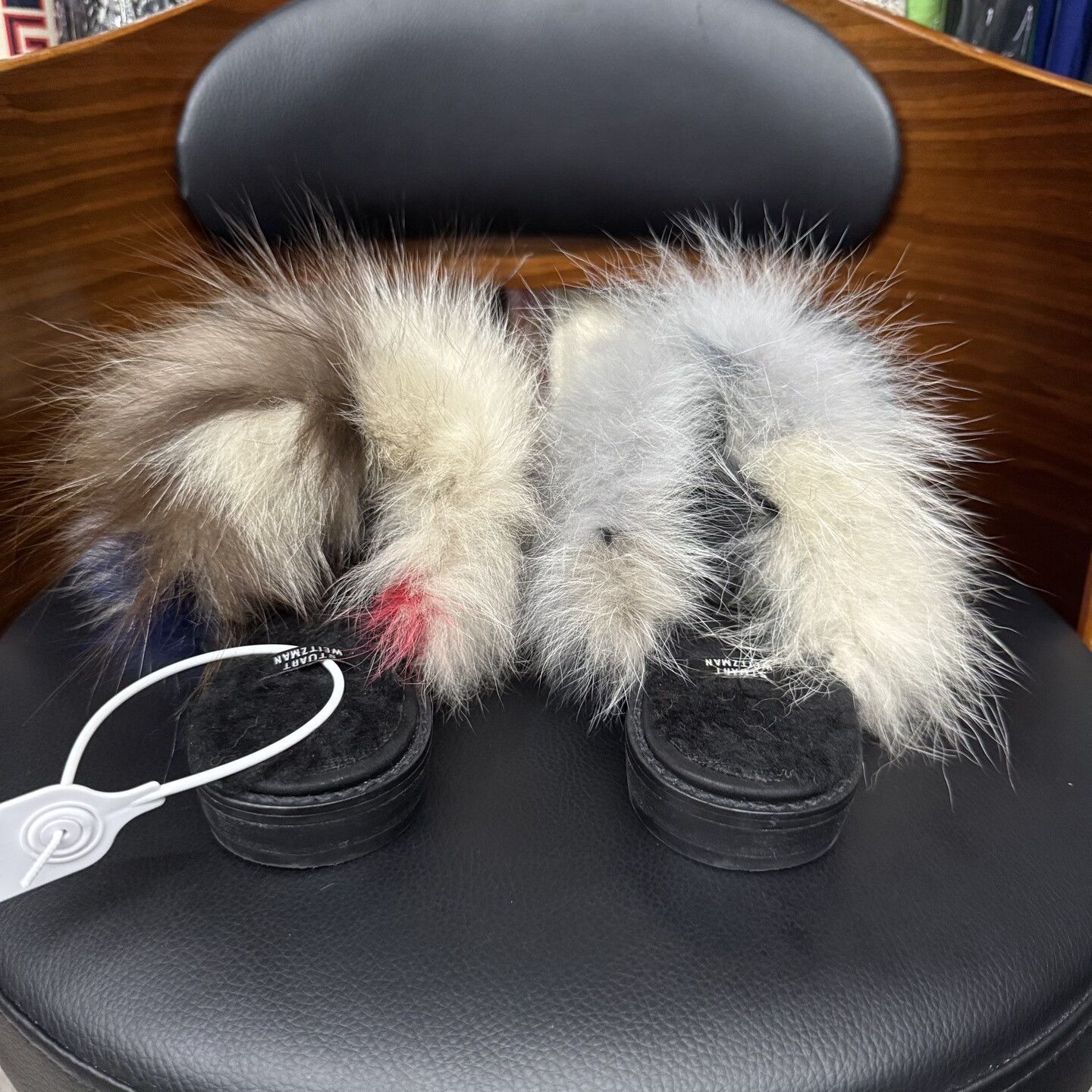 Stuart Weitzman Stuart Weitzman Fur Mules Size US 7 / IT 37 - 3 Thumbnail