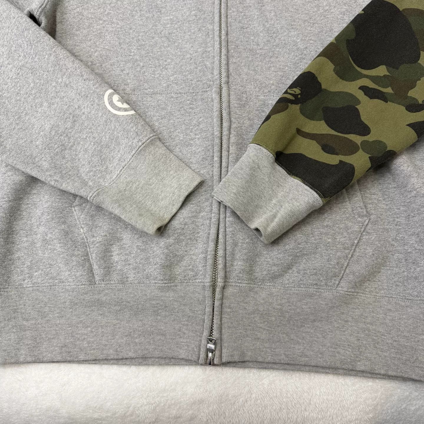Bape BAPE Camo Shark Zip Jacket Size US M / EU 48-50 / 2 - 2 Thumbnail