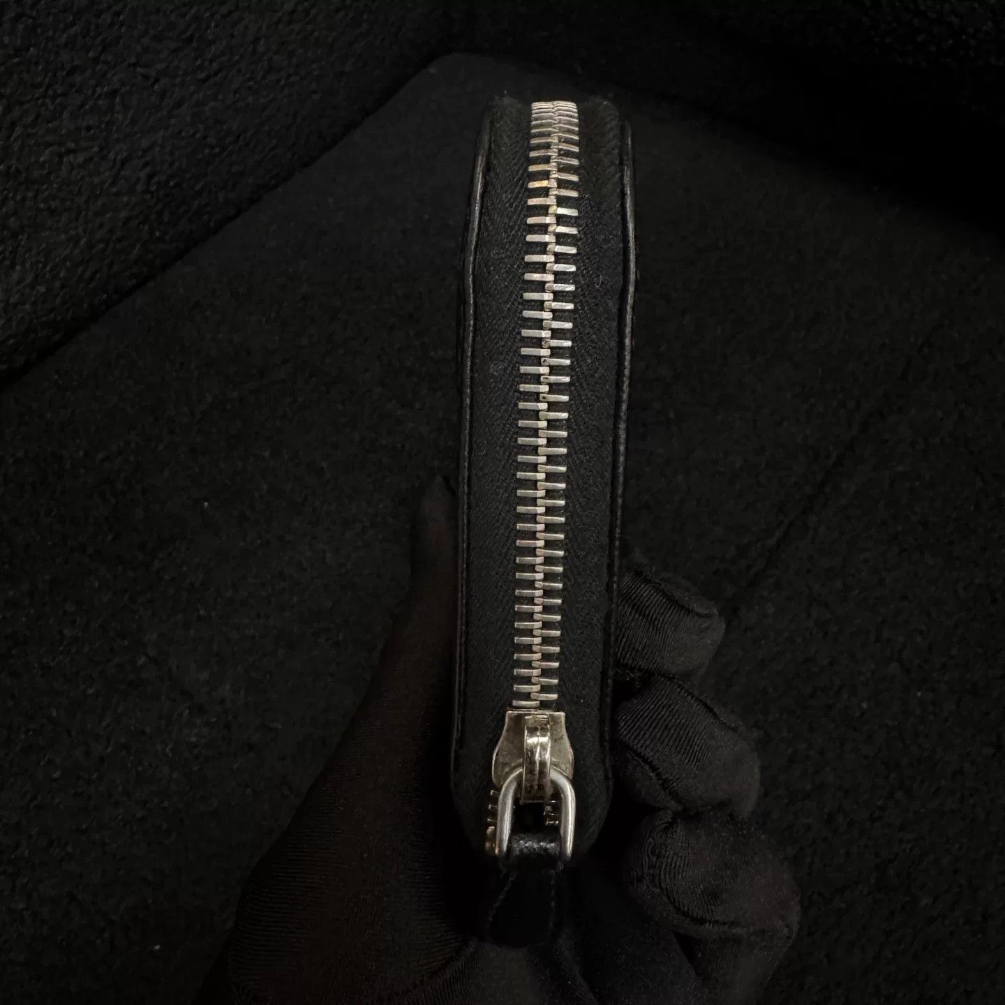 Prada PRADA Long Triangle Steel Logo Black Wallet Size ONE SIZE - 7 Thumbnail