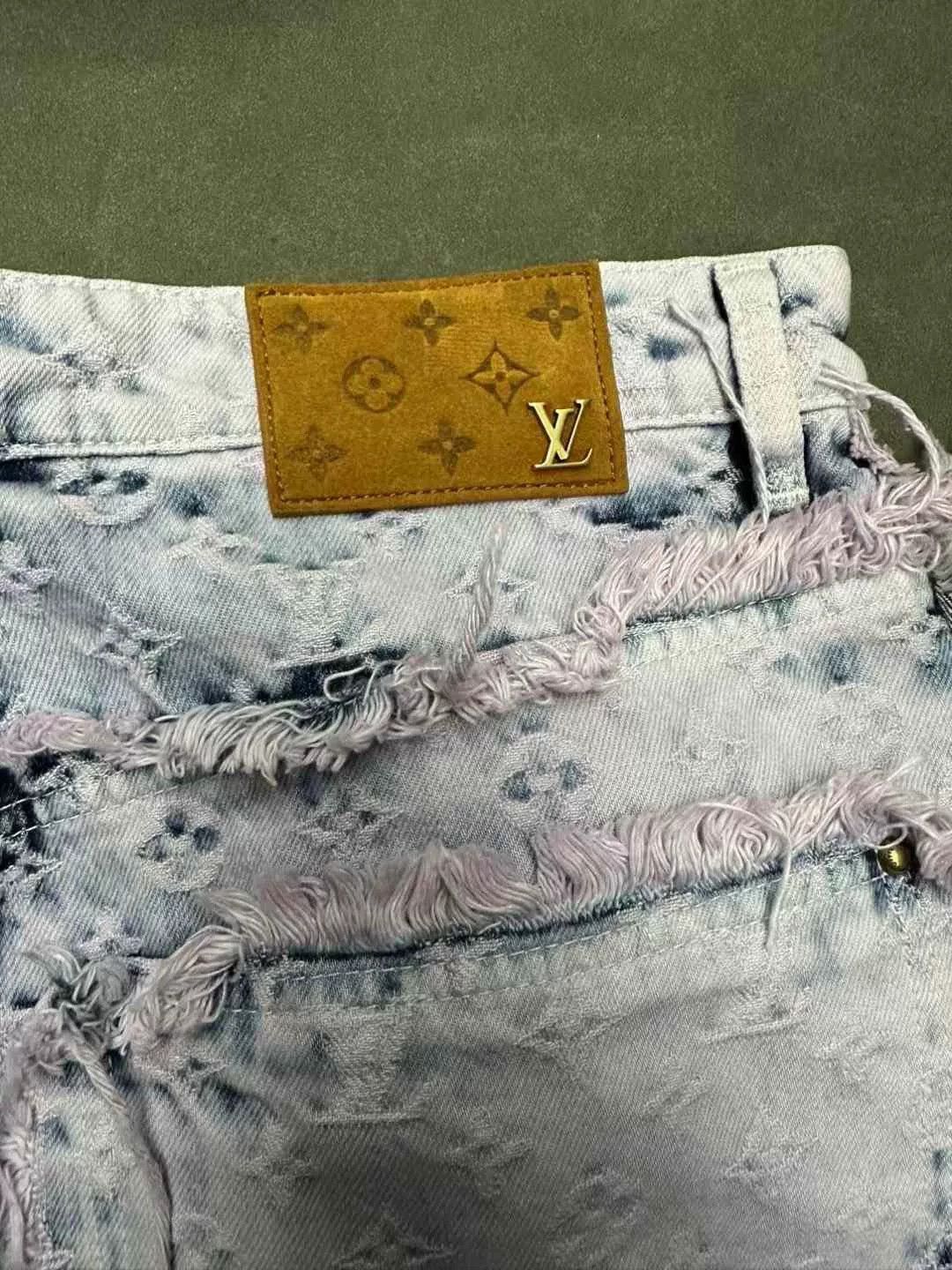 Louis Vuitton Louis Vuitton Fringe Wide-Leg Distressed Jeans Size 32" / US 10 / IT 46 - 3 Thumbnail