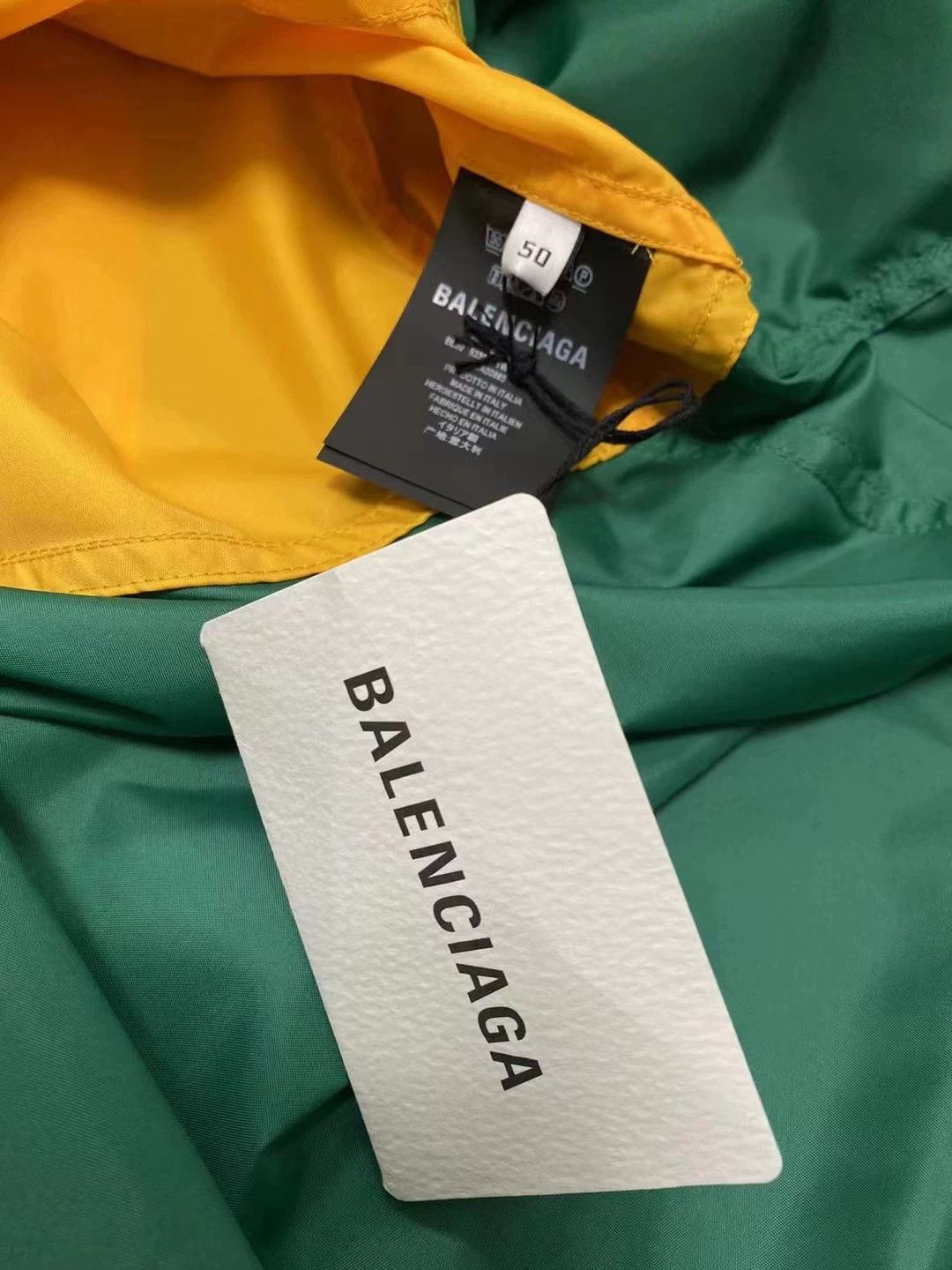 Balenciaga Balenciaga Oversize Runway Windbreaker Size US M / EU 48-50 / 2 - 5 Thumbnail