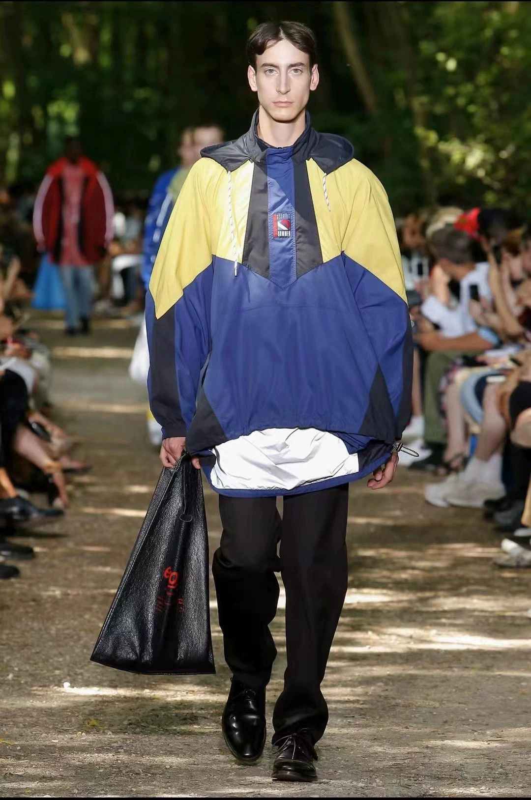 Balenciaga Balenciaga Oversize Runway Windbreaker Size US M / EU 48-50 / 2 - 7 Thumbnail