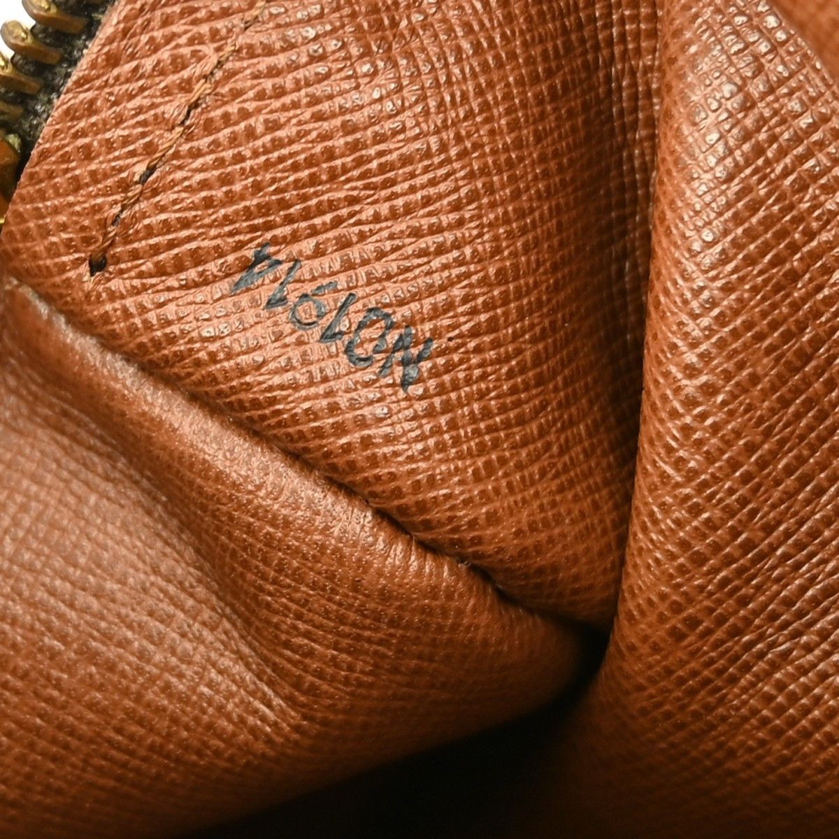 Louis Vuitton Louis Vuitton Papillon Handbag Monogram Canvas Size ONE SIZE - 5 Thumbnail