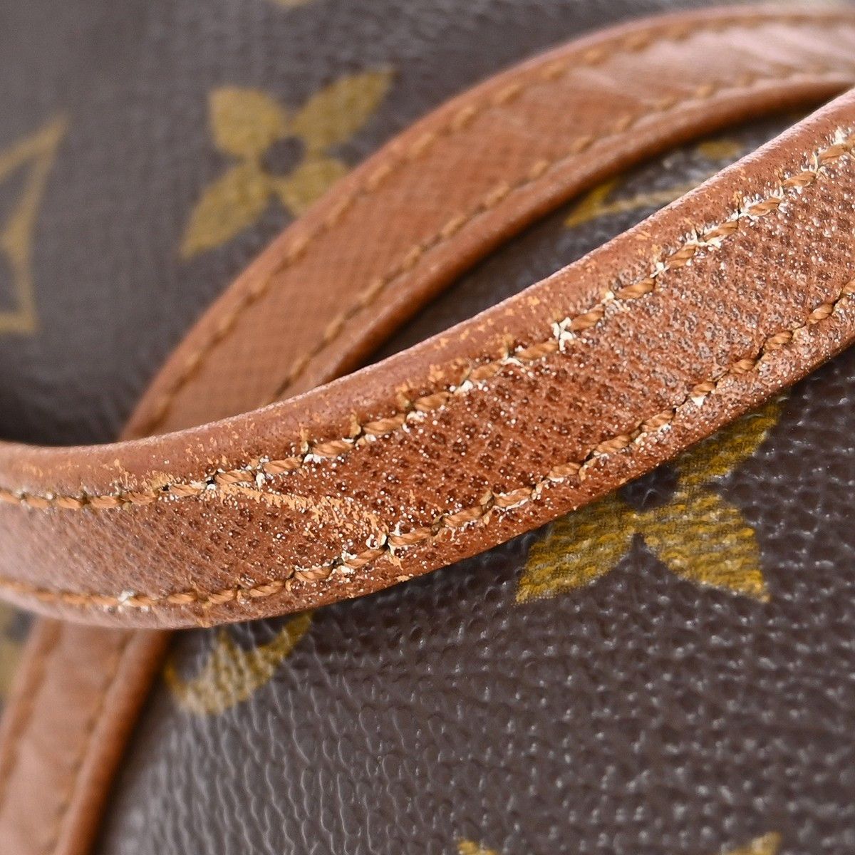 Louis Vuitton Louis Vuitton Papillon Handbag Monogram Canvas Size ONE SIZE - 11 Thumbnail