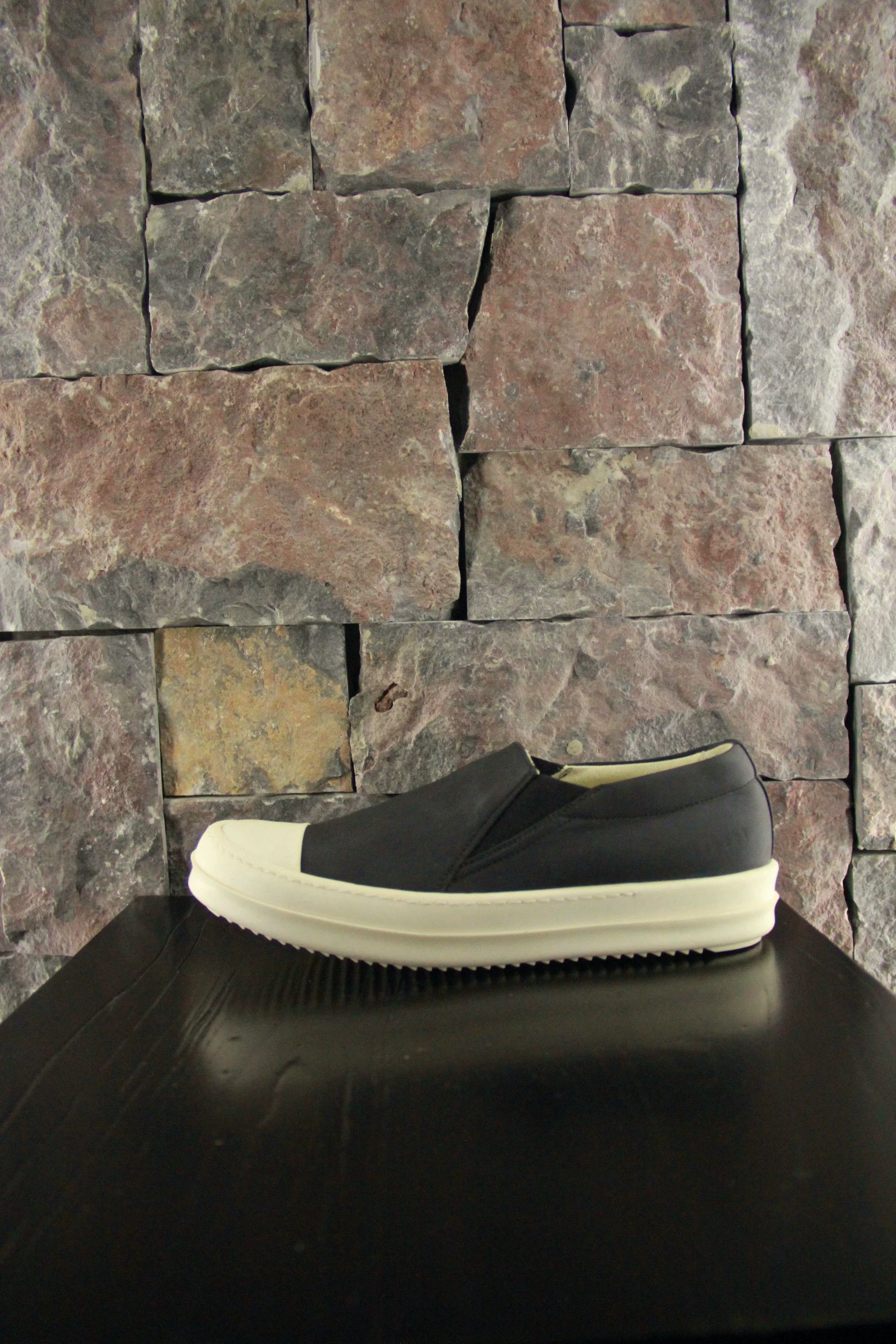 Rick Owens Rick Owens White Slip Ons Men 10 Size US 10 / EU 43 - 3 Thumbnail