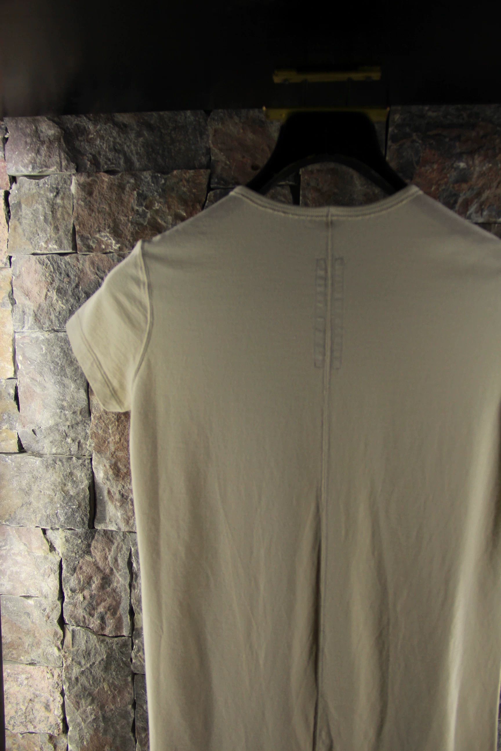 Rick Owens Rick Owens Gray Short Sleeve Shirts Men s Size US S / EU 44-46 / 1 - 4 Thumbnail