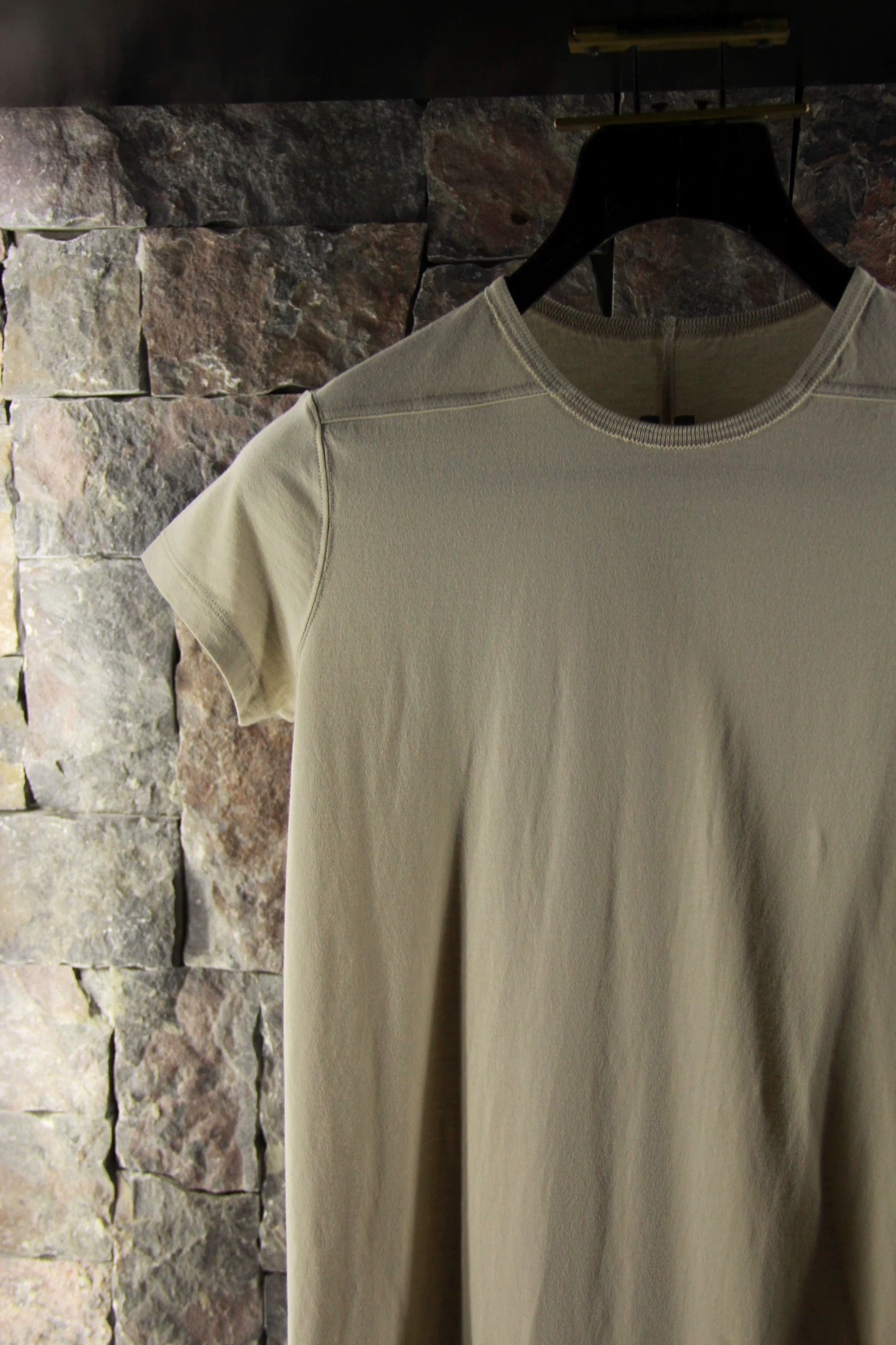 Rick Owens Rick Owens Gray Short Sleeve Shirts Men s Size US S / EU 44-46 / 1 - 3 Thumbnail
