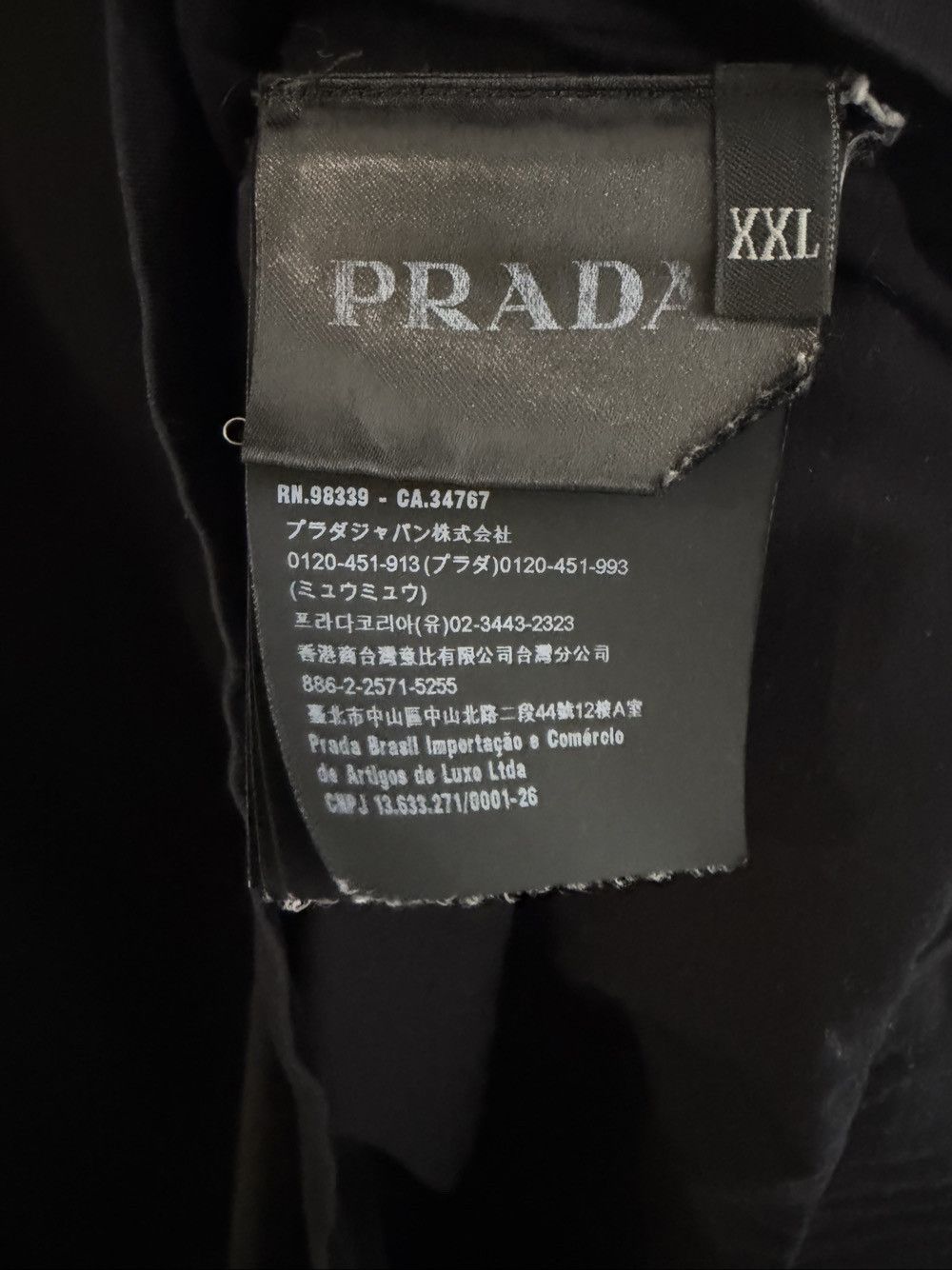 Prada Prada Contrast Trim V-Neck T-Shirt XXL Size US XXL / EU 58 / 5 - 4 Thumbnail