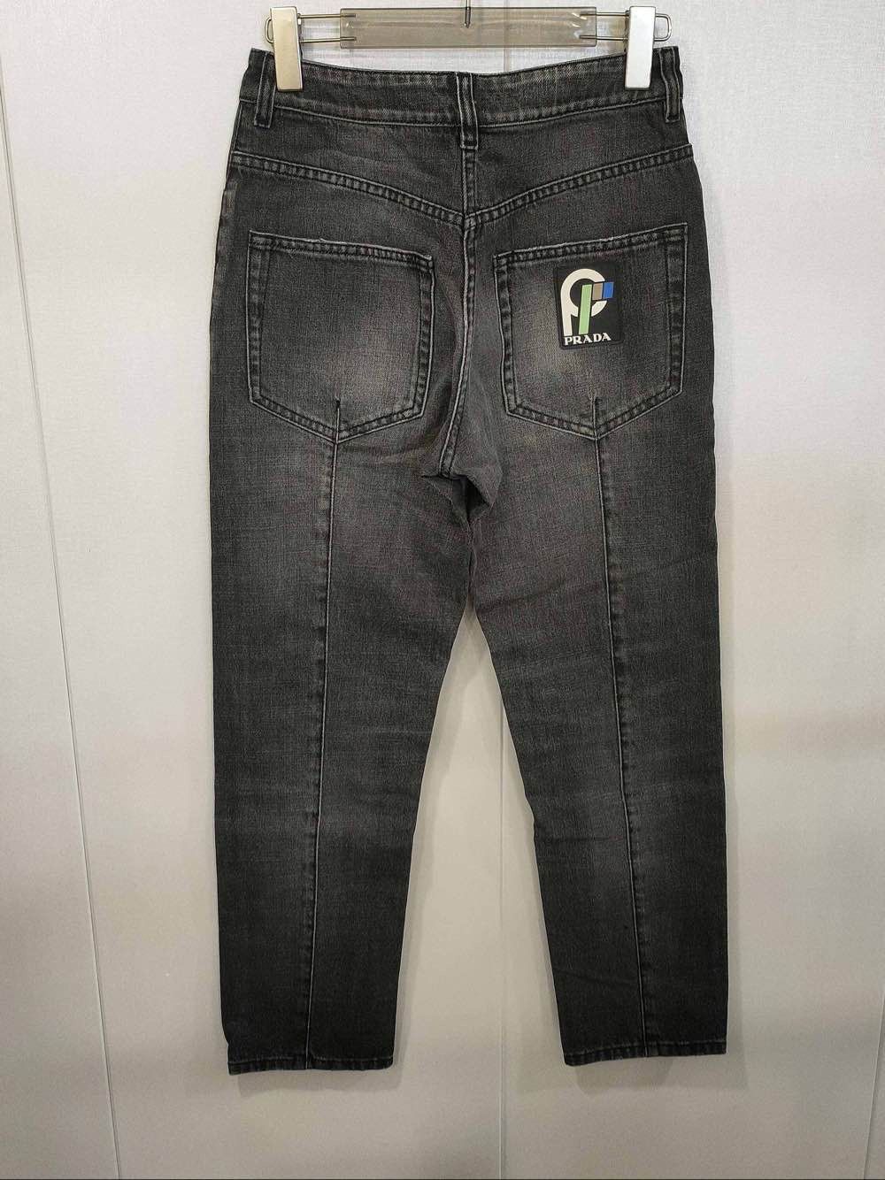 Prada Prada Logo Patch Denim Jeans Size US 26 Size US 26 / EU 42 - 2 Thumbnail