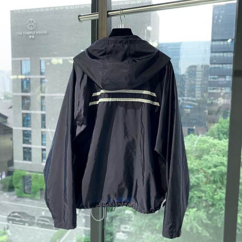 Prada Prada Striped Econyl Zip Jacket Size 44 Size M / US 6-8 / IT 42-44 - 2 Thumbnail