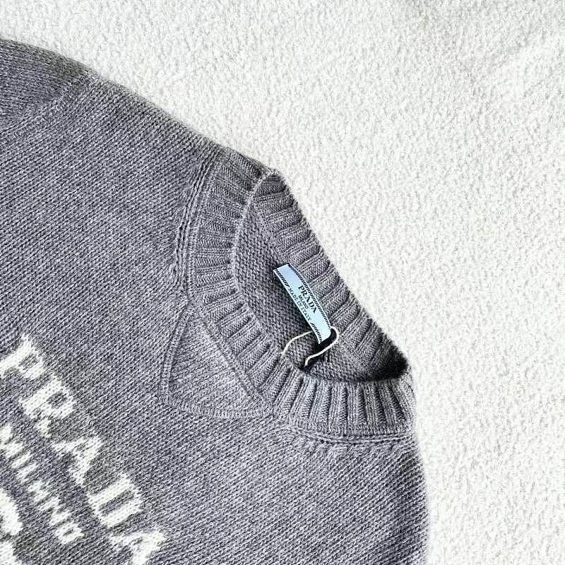 Prada Prada Logo Cashmere Blend Sweater Size 36 Size XS / US 0-2 / IT 36-38 - 3 Thumbnail