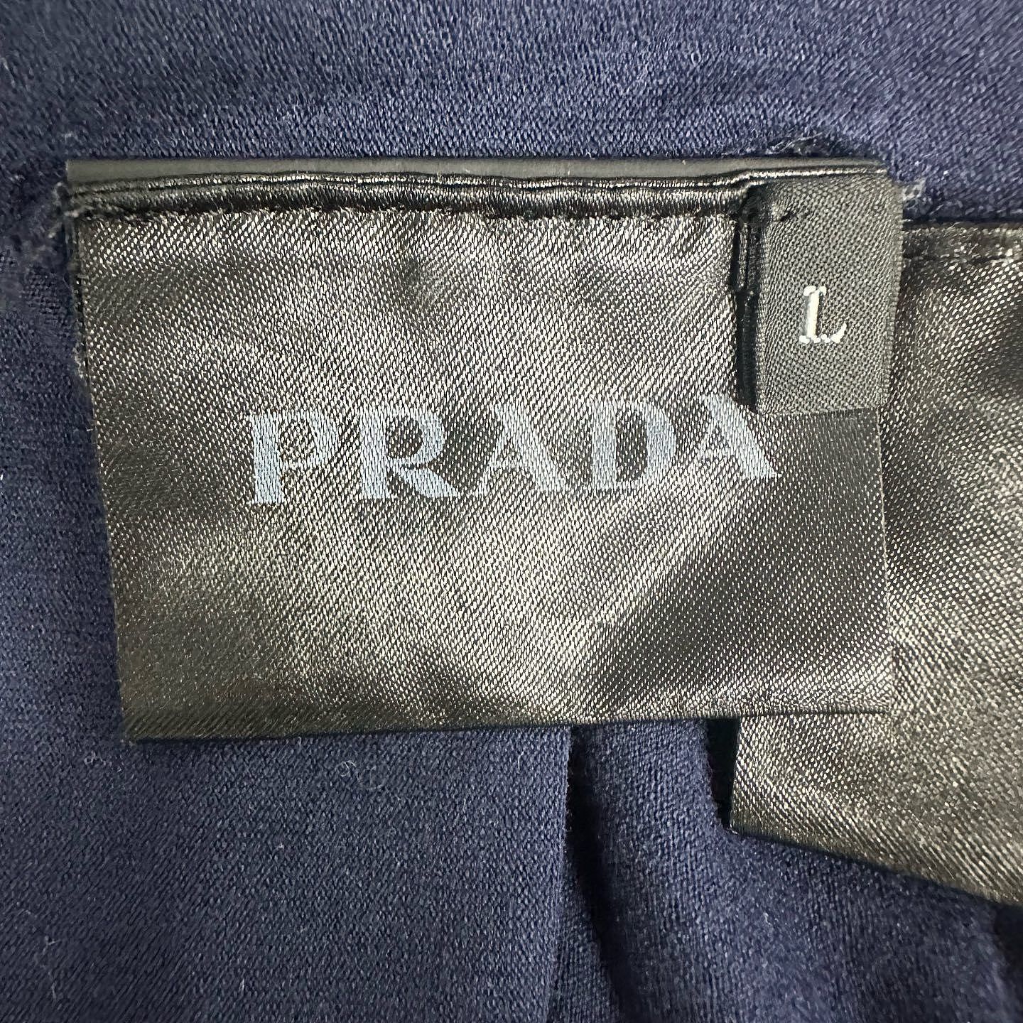 Prada Prada Logo Pocket T-Shirt Size L Size US L / EU 52-54 / 3 - 6 Thumbnail