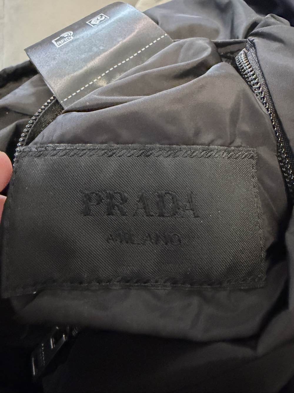 Prada Prada Re-Nylon Hooded Jacket Size L Size US L / EU 52-54 / 3 - 3 Thumbnail