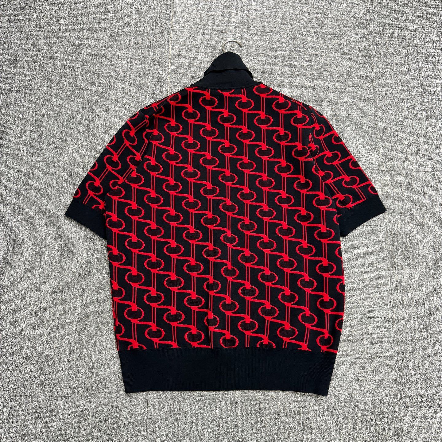 Prada Prada Monogram Short Sleeve Turtleneck Sweater Size L Size US L / EU 52-54 / 3 - 2 Thumbnail