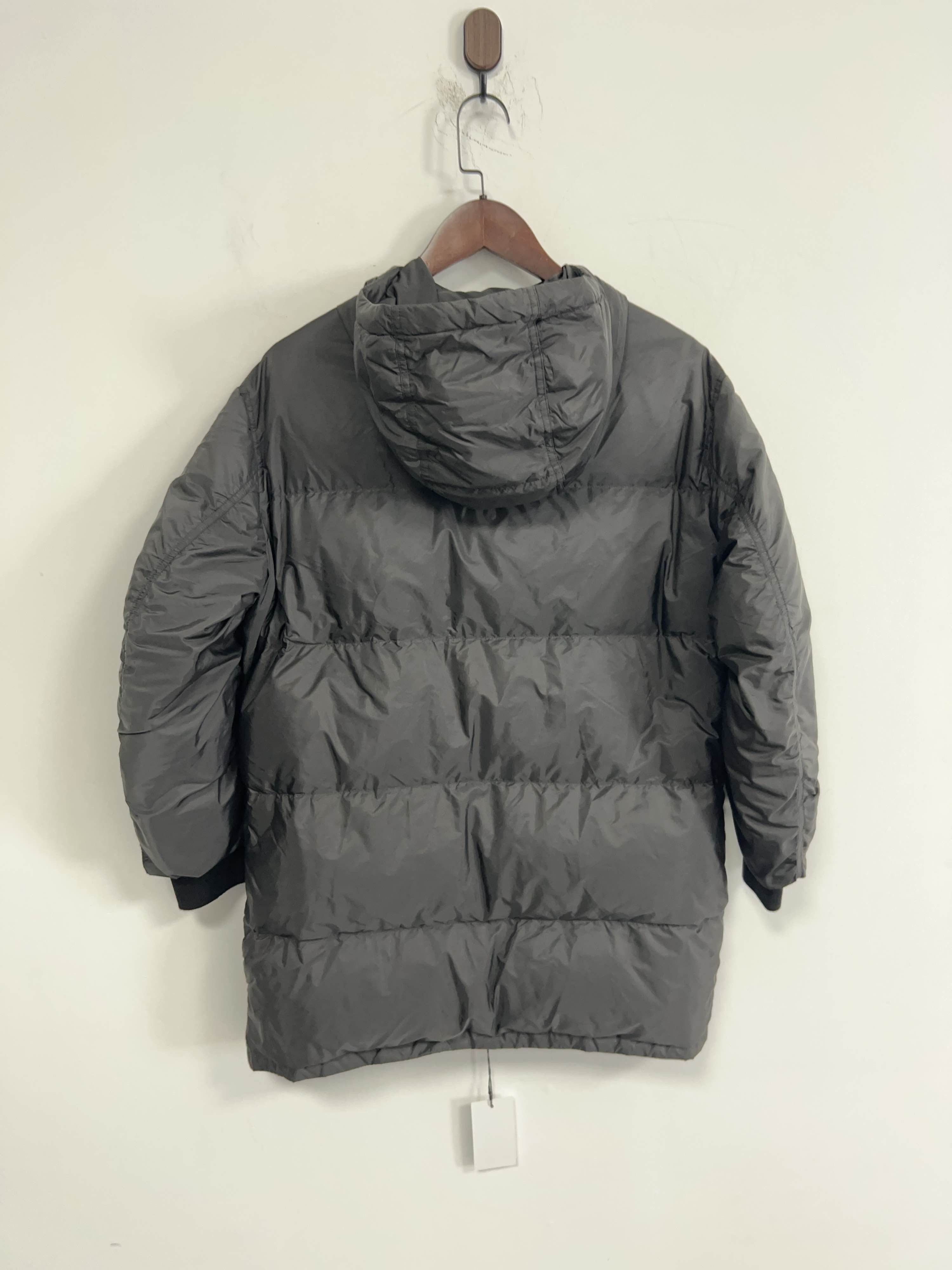Prada Prada Hooded Down Jacket Size 38 Size XS / US 0-2 / IT 36-38 - 2 Thumbnail