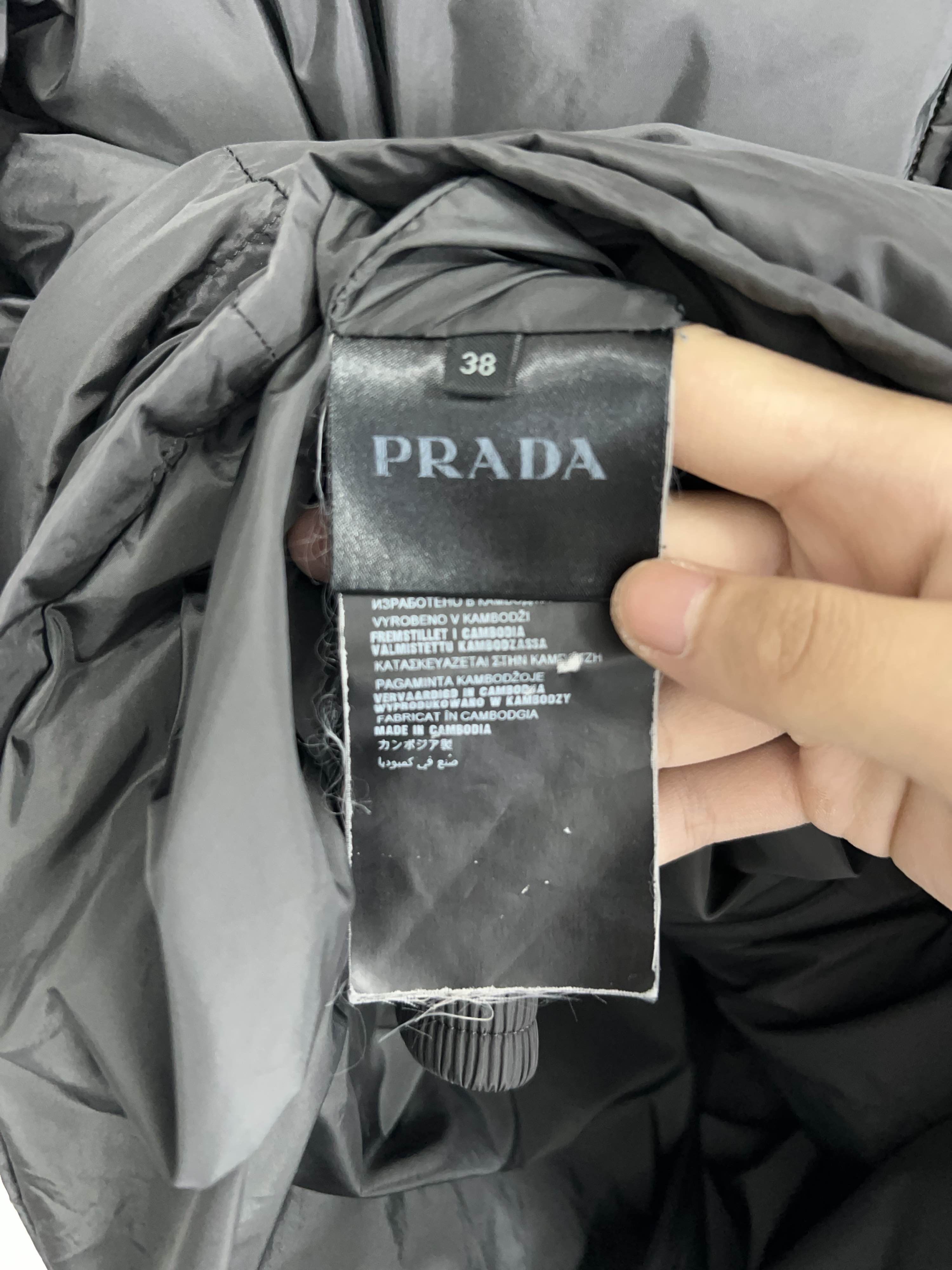 Prada Prada Hooded Down Jacket Size 38 Size XS / US 0-2 / IT 36-38 - 4 Thumbnail