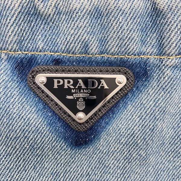 Prada Prada Logo Denim Short Sleeve Shirt Size L Size US L / EU 52-54 / 3 - 8 Thumbnail