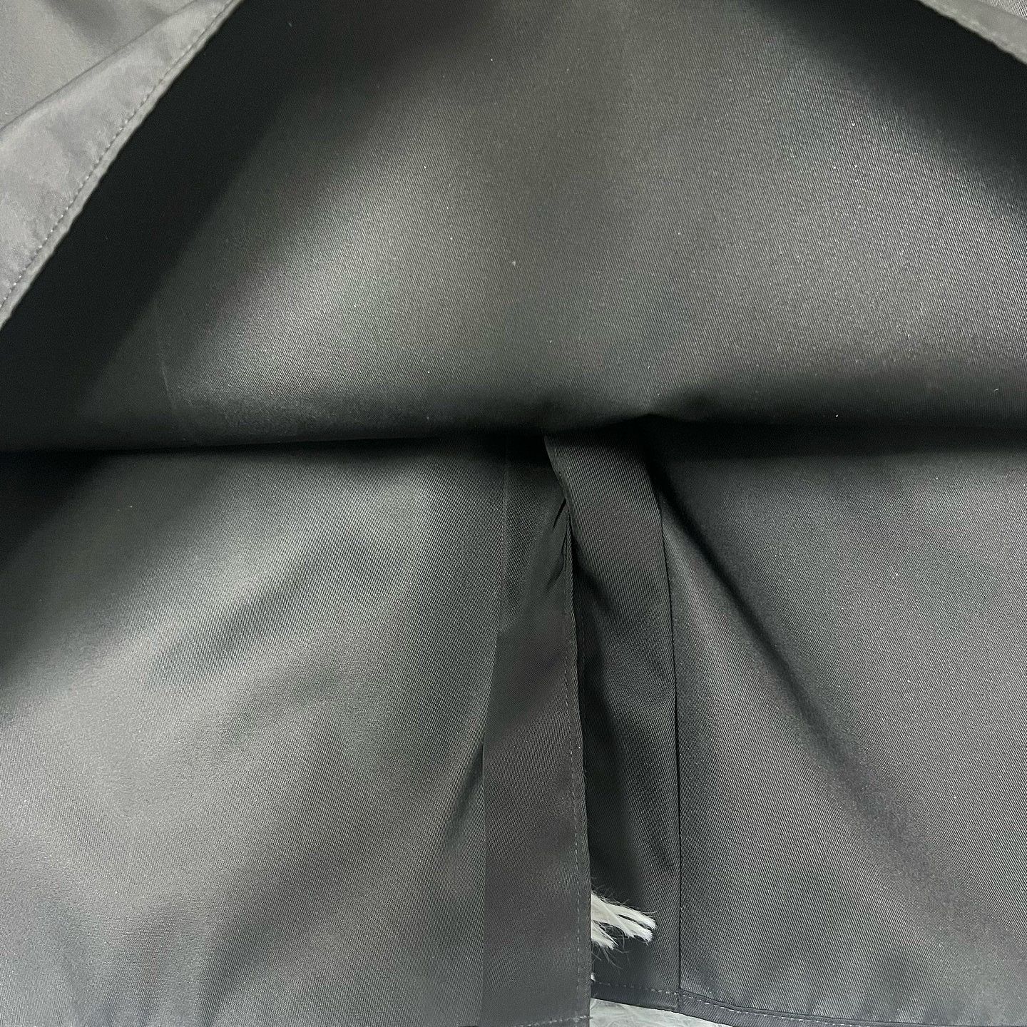 Prada Prada Re-Nylon Utility Shirt Size L Size US L / EU 52-54 / 3 - 8 Thumbnail