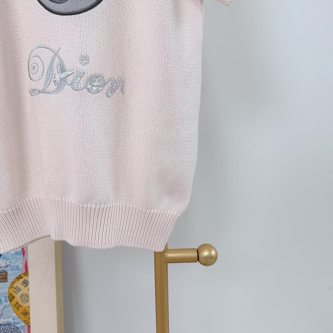 Dior Dior Pink Heart Knit T-Shirt Size S Size US S / EU 44-46 / 1 - 6 Thumbnail