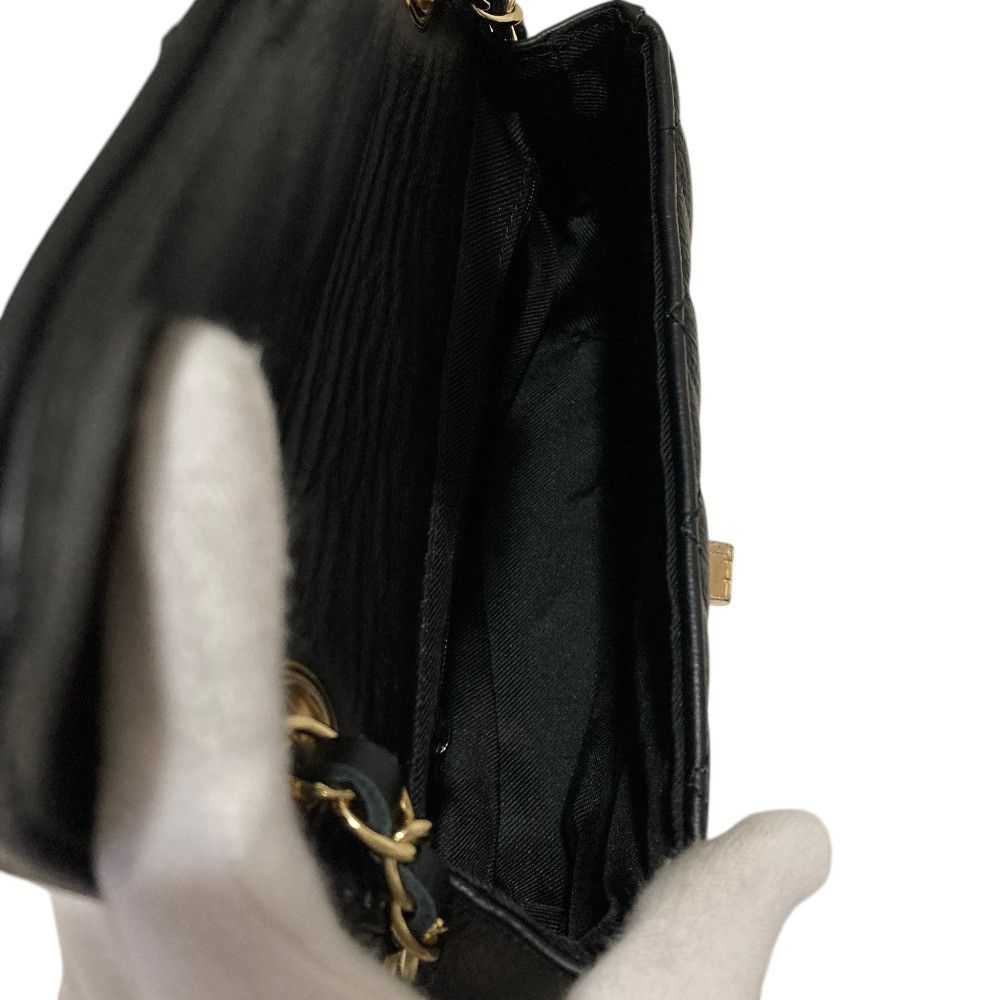 Other Other AULENTTI Quilted Chain Shoulder Bag Leather Shoulder Bag DUTY FREE for USA Size ONE SIZE - 10 Thumbnail