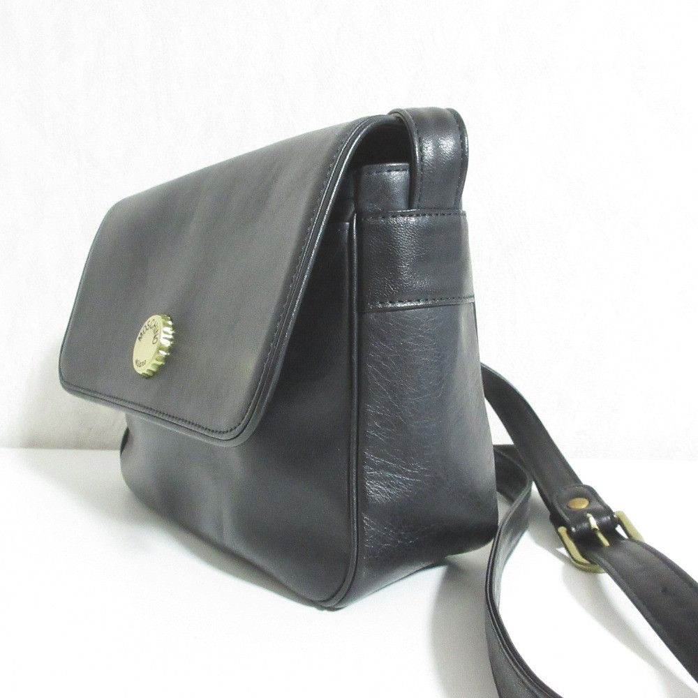 Moschino Moschino Moschino Bottle Opener Zip Leather Shoulder Bag Leather Shoulder Bag DUTY FREE for USA Size ONE SIZE - 4 Thumbnail