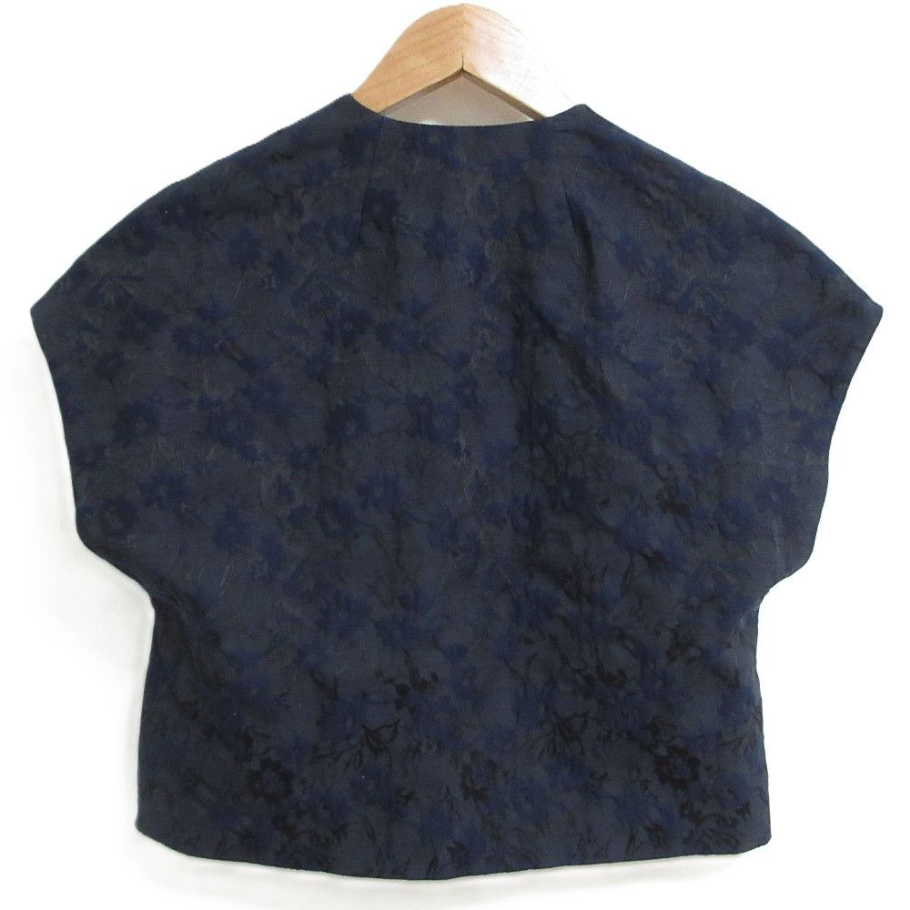 Other Other Tomorrowland collection Flower Jacquard Short Vest Textile Tops DUTY FREE for USA Size ONE SIZE - 2 Thumbnail