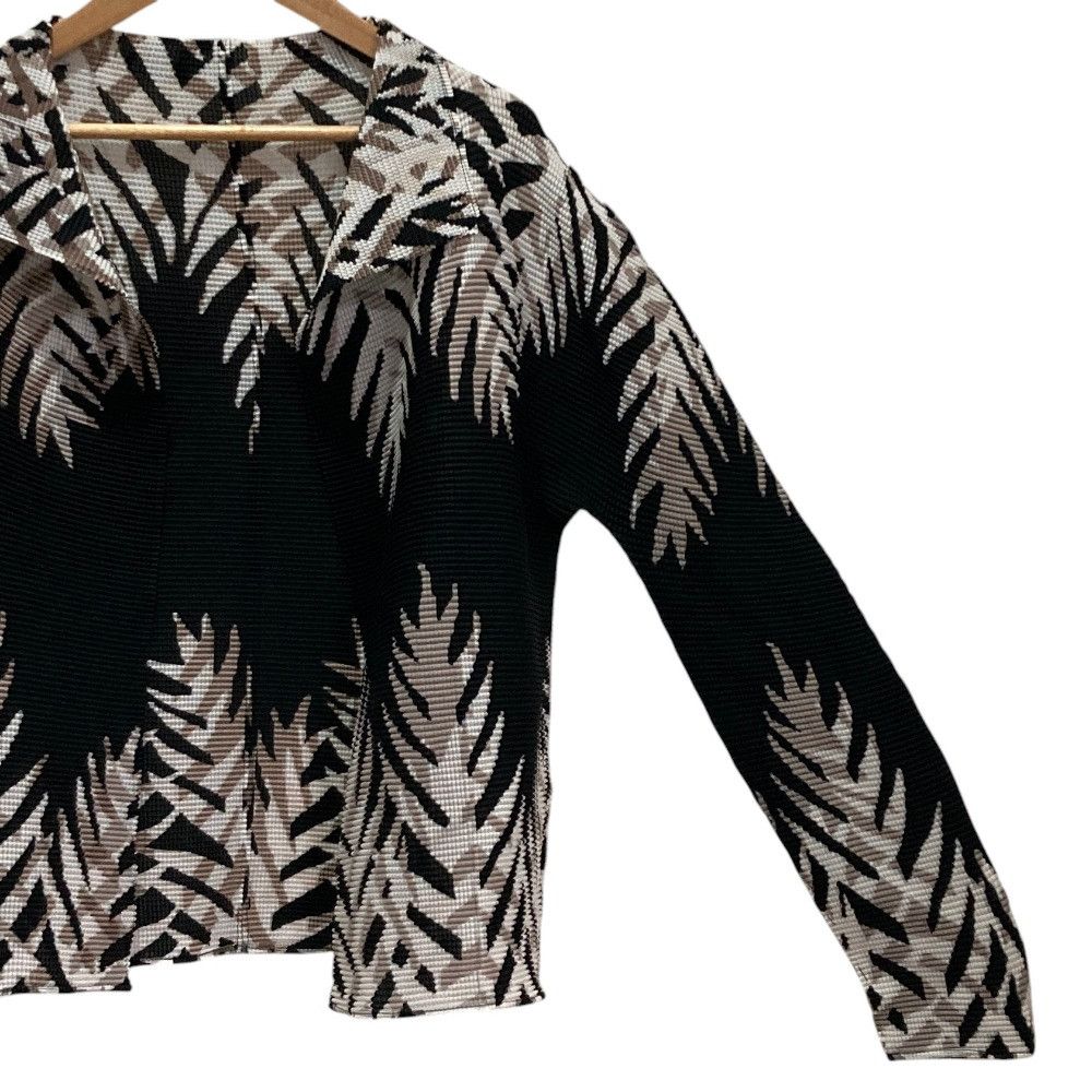 Issey Miyake Issey Miyake Issey Miyake Me Pleated Cardigan Textile Tops MI51FO611 DUTY FREE for USA Size ONE SIZE - 3 Thumbnail