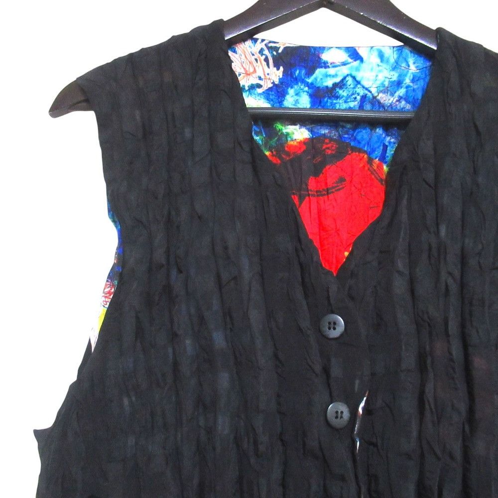 Issey Miyake Issey Miyake Issey Miyake Men Flower Print Reversible Pleated Vest Textile Tops ME31FE016 DUTY FREE for USA Size ONE SIZE - 6 Thumbnail