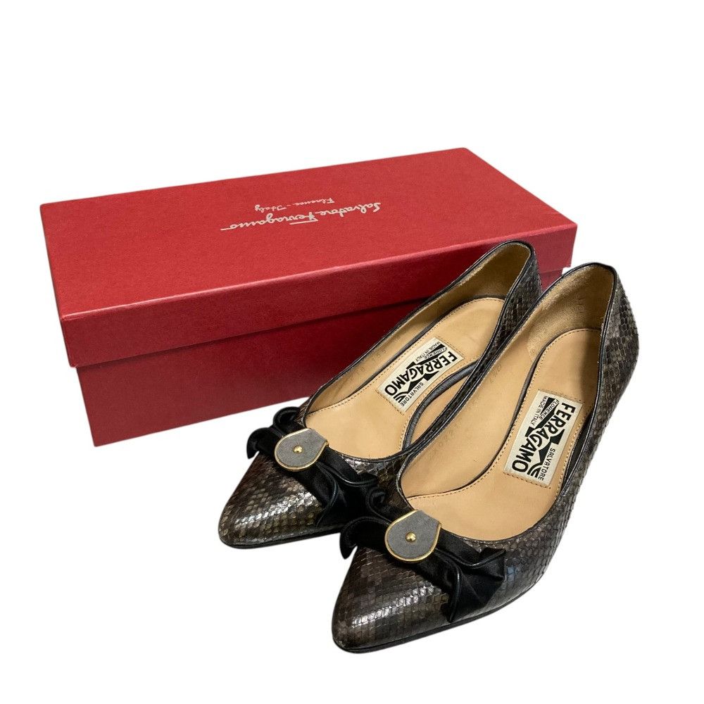 Salvatore Ferragamo Salvatore Ferragamo Salvatore Ferragamo Python Pumps Leather Shoes DUTY FREE for USA Size ONE SIZE - 10 Thumbnail