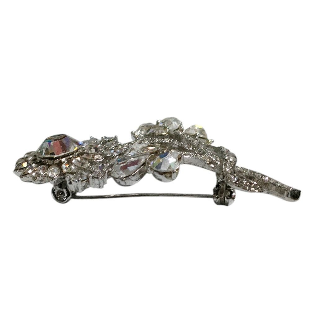 Other Other FOXEY Flower Rhinestone Brooch Metal Brooch DUTY FREE for USA Size ONE SIZE - 4 Thumbnail