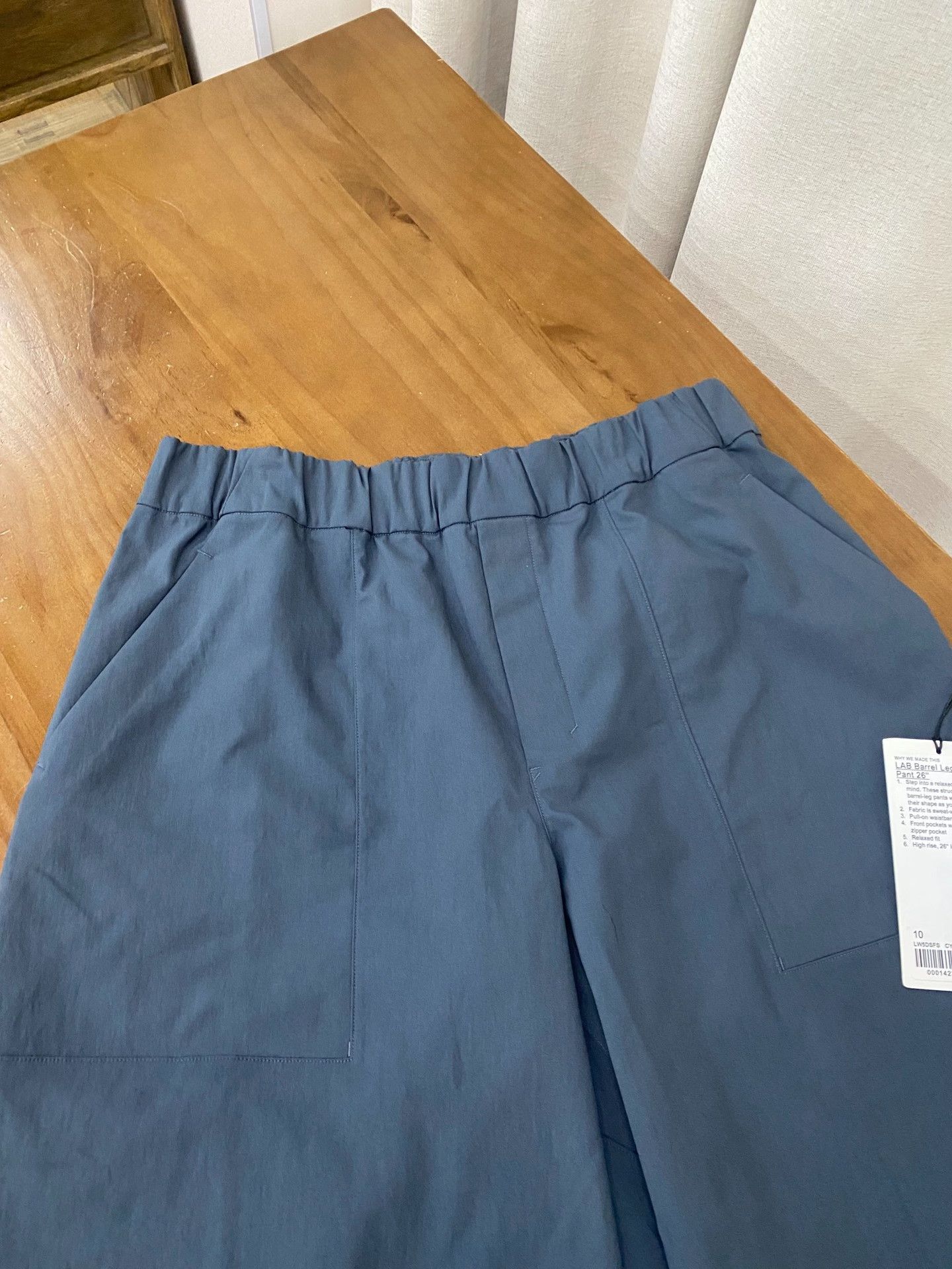 Lululemon Lululemon Women's Loose Wide-Leg Pants Size 31" - 3 Thumbnail