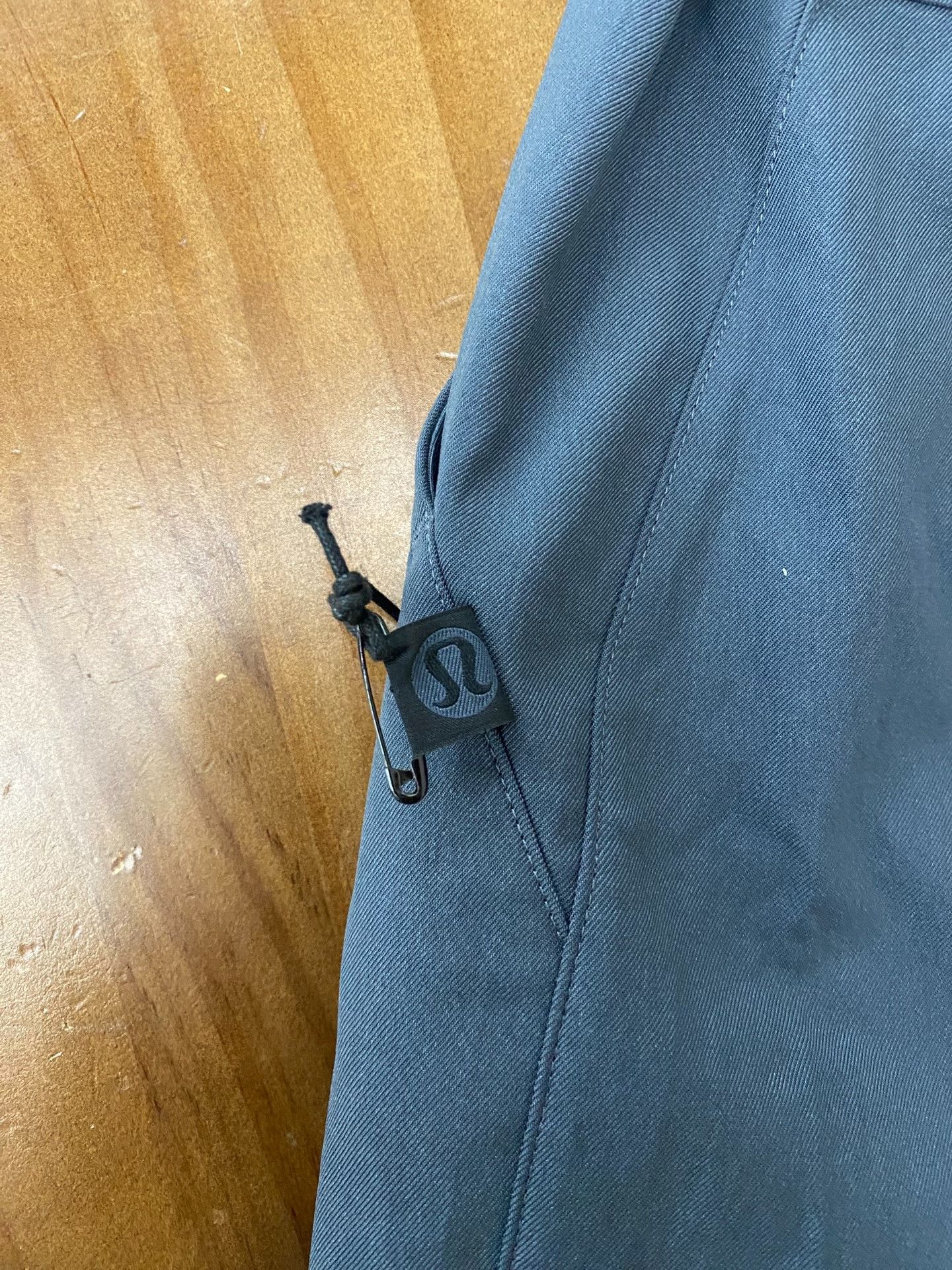 Lululemon Lululemon Women's Loose Wide-Leg Pants Size 31" - 6 Thumbnail