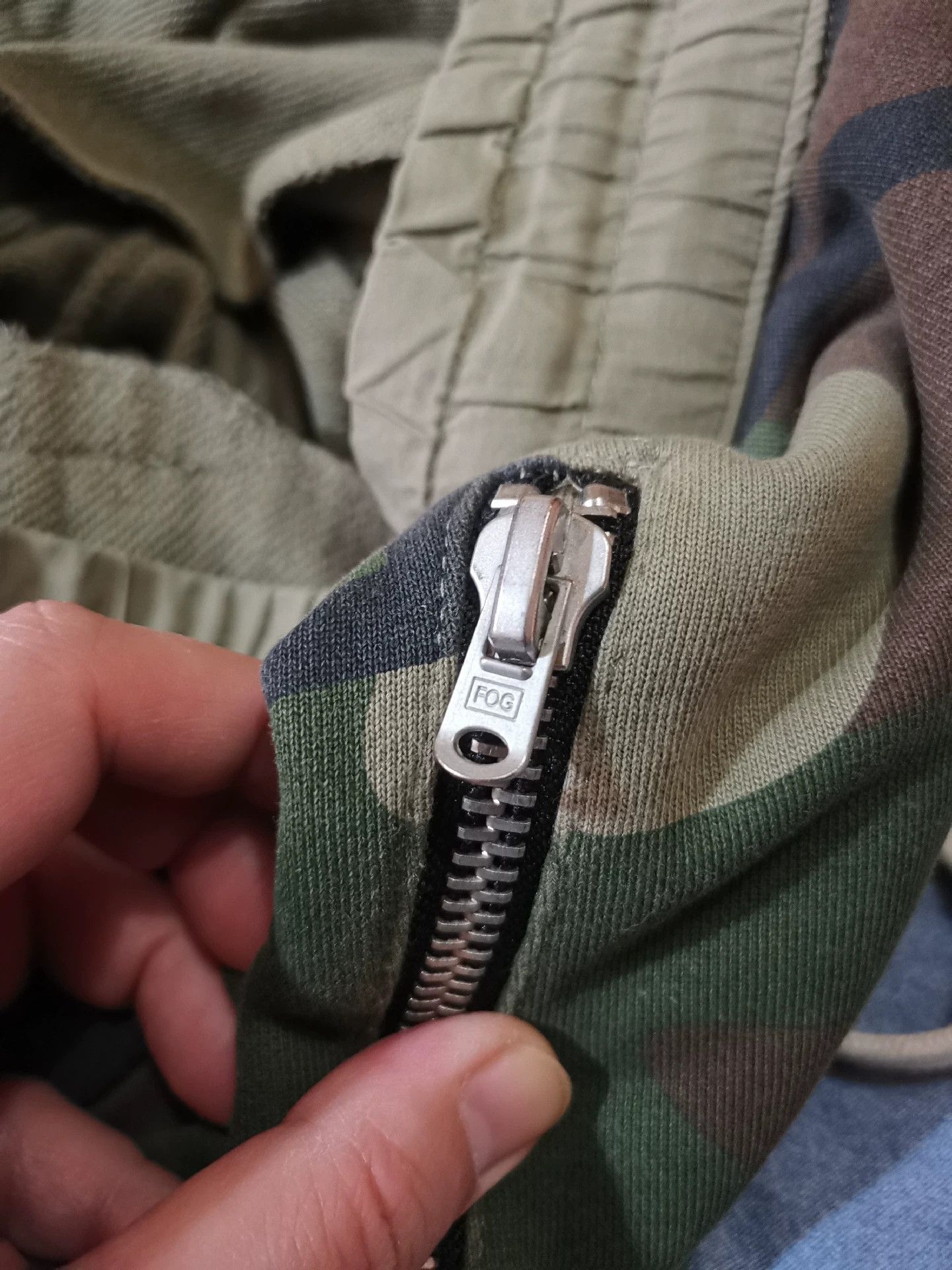 Fear of God Fog Camouflage Zipper Sweatpants Size US 32 / EU 48 - 9 Thumbnail