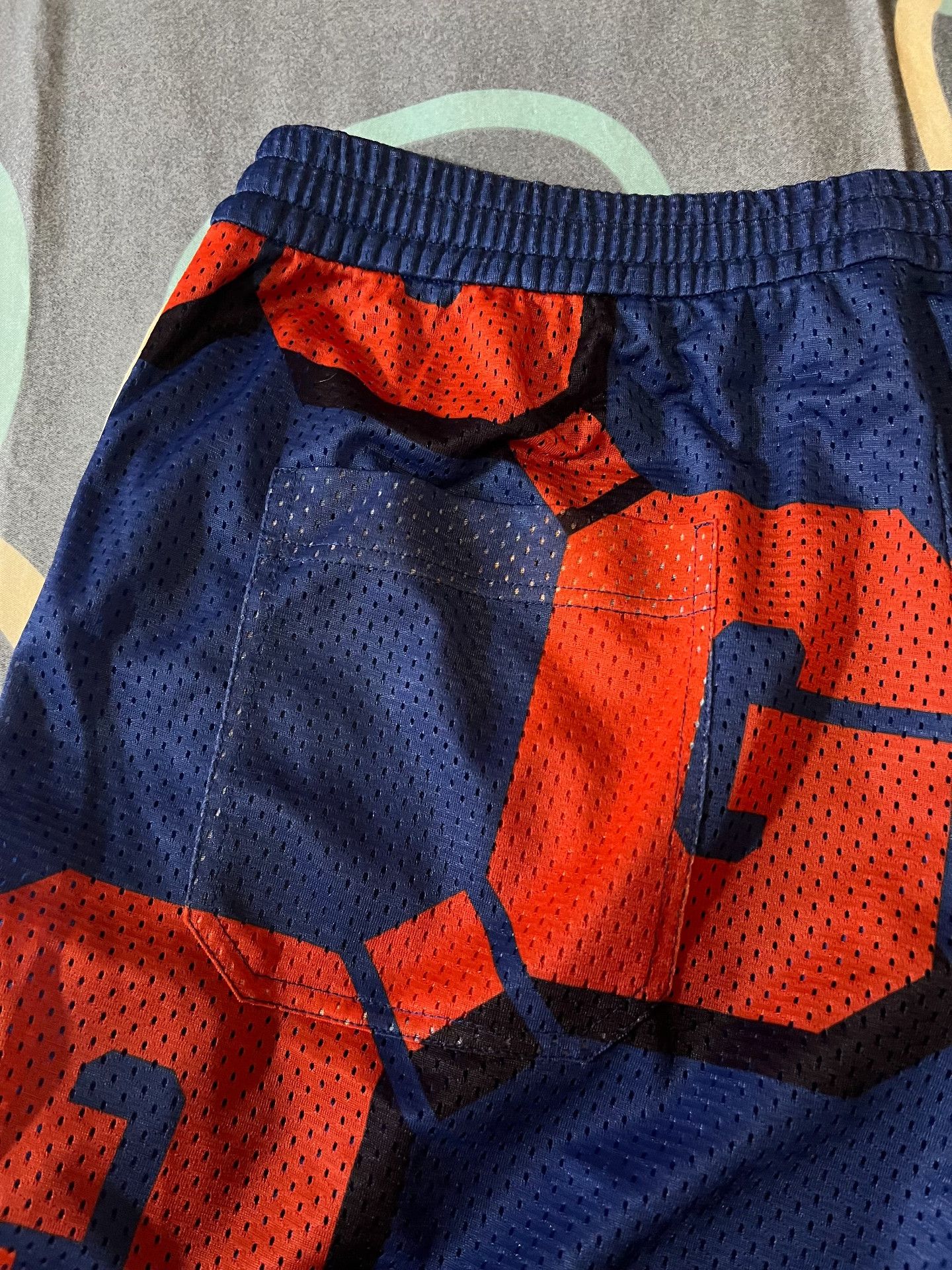 Gucci Gucci Double G Print Mesh Casual Shorts Size US 32 / EU 48 - 3 Thumbnail