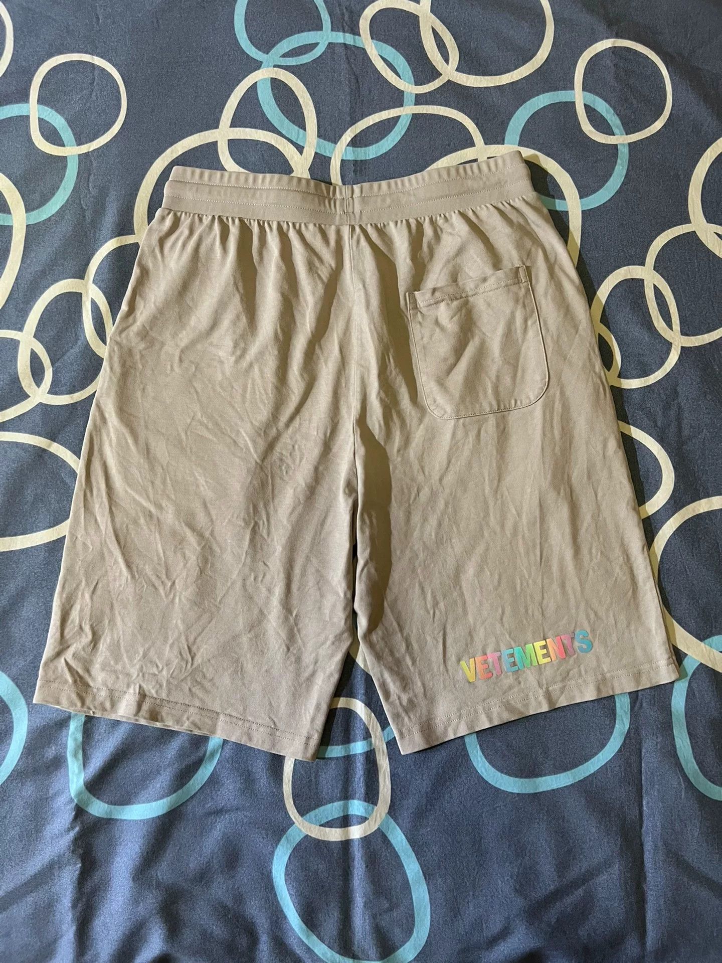 Vetements Vetements Laser Slogan Shorts Size US 30 / EU 46 - 3 Thumbnail