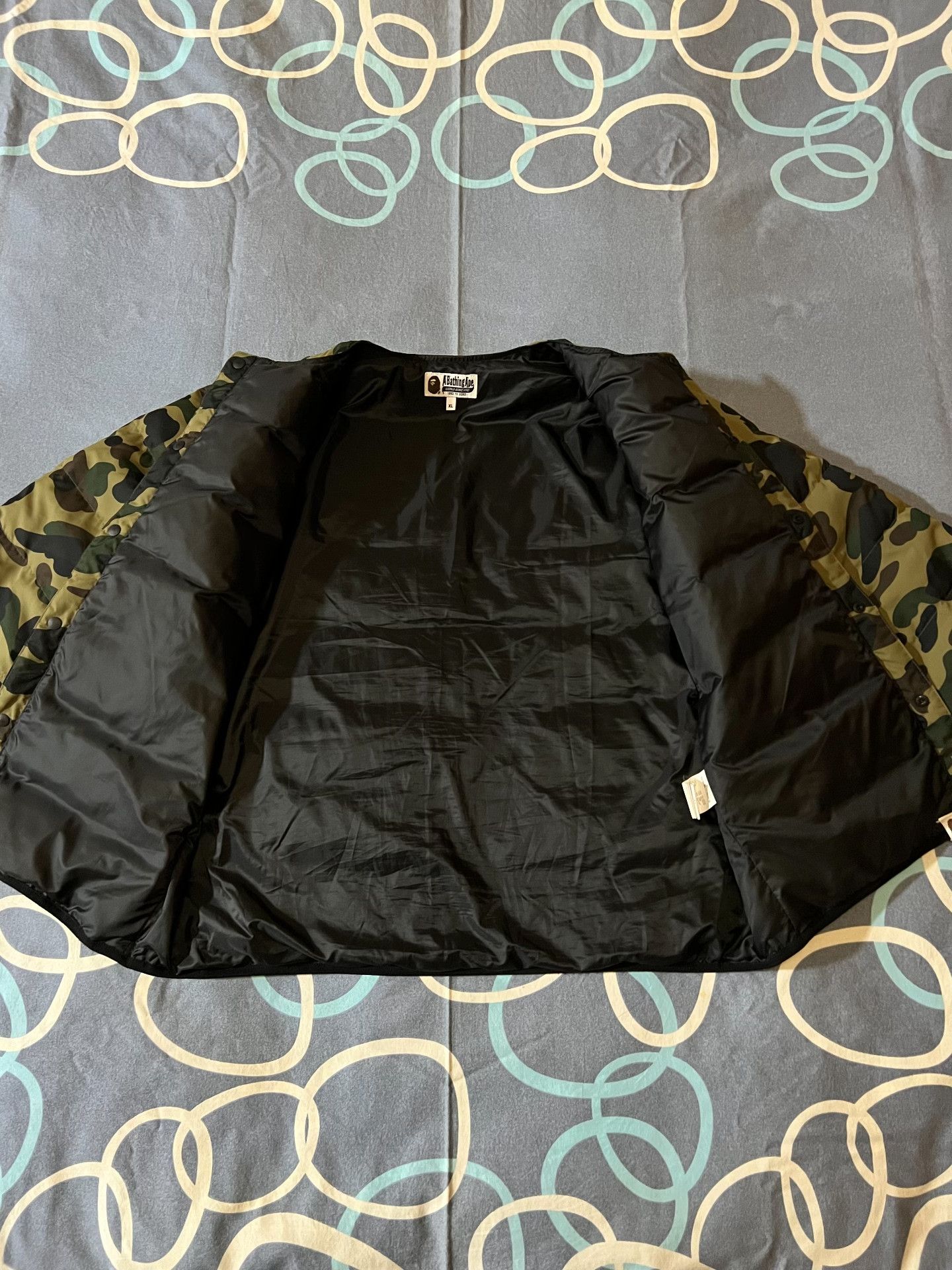 Bape BAPE Camo Embroidered Logo Down Jacket Size US XL / EU 56 / 4 - 5 Thumbnail