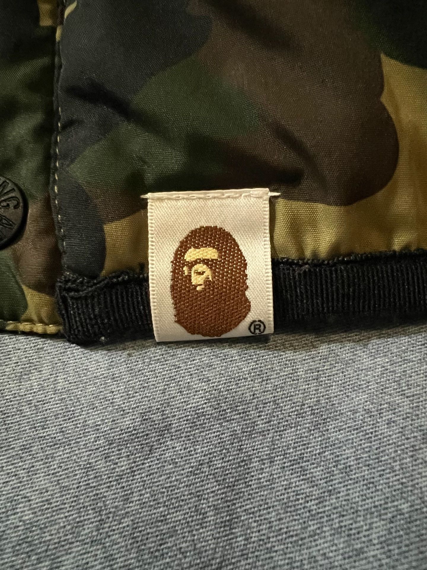 Bape BAPE Camo Embroidered Logo Down Jacket Size US XL / EU 56 / 4 - 8 Thumbnail