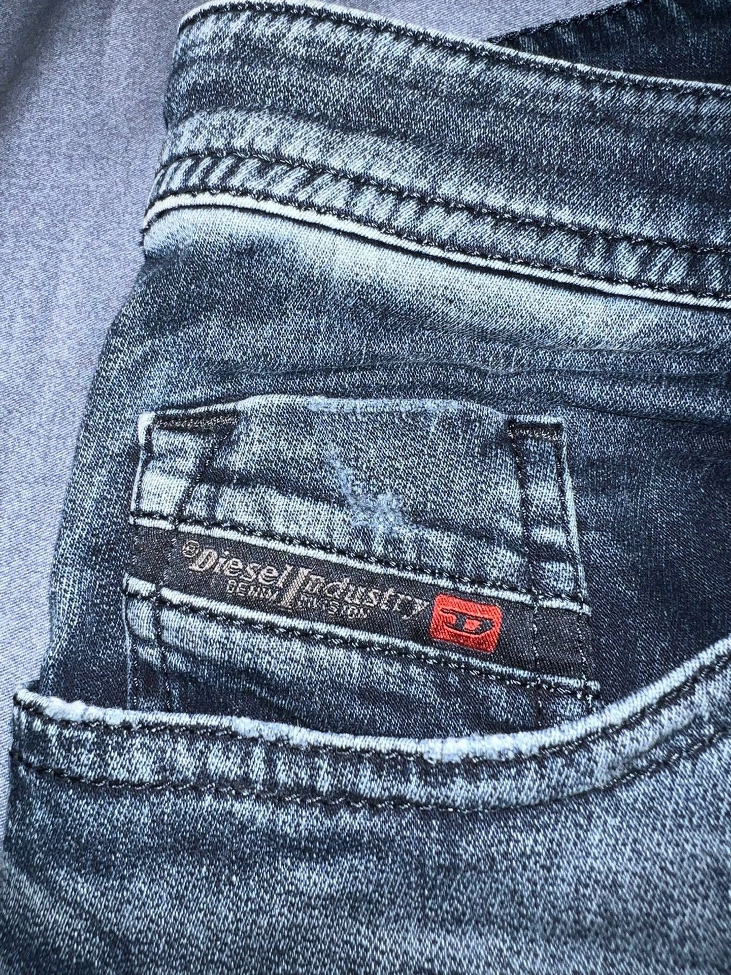 Diesel Diesel JGG 069 Distressed Slim Jeans Size US 34 / EU 50 - 3 Thumbnail