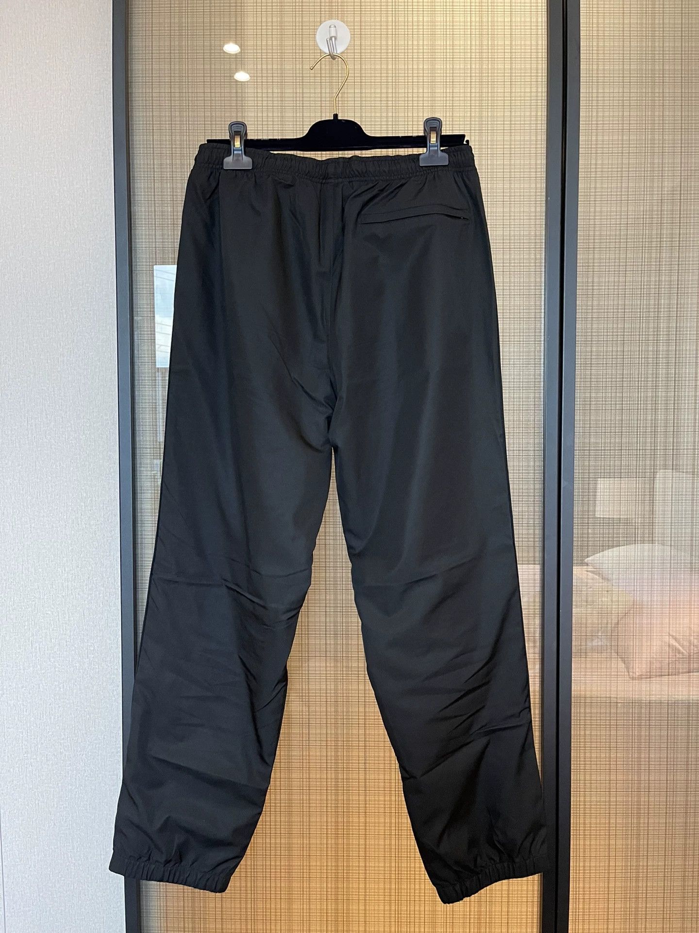 Supreme Supreme Lacoste Collaborative Sweatpants Size US 26 / EU 42 - 2 Thumbnail