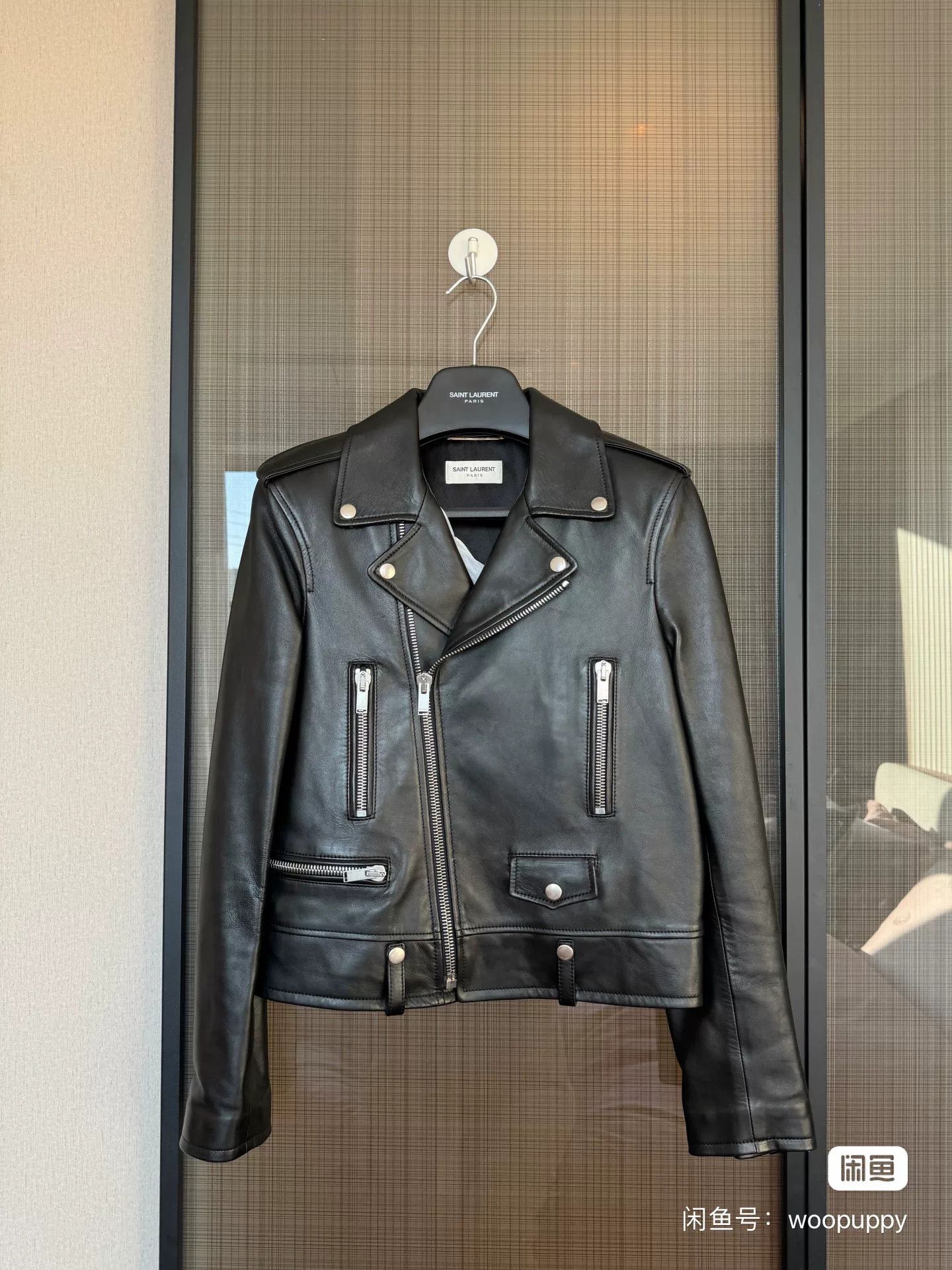 Yves Saint Laurent YSL Women's Classic Leather Biker Jacket Size S / US 4 / IT 40 - 5 Thumbnail