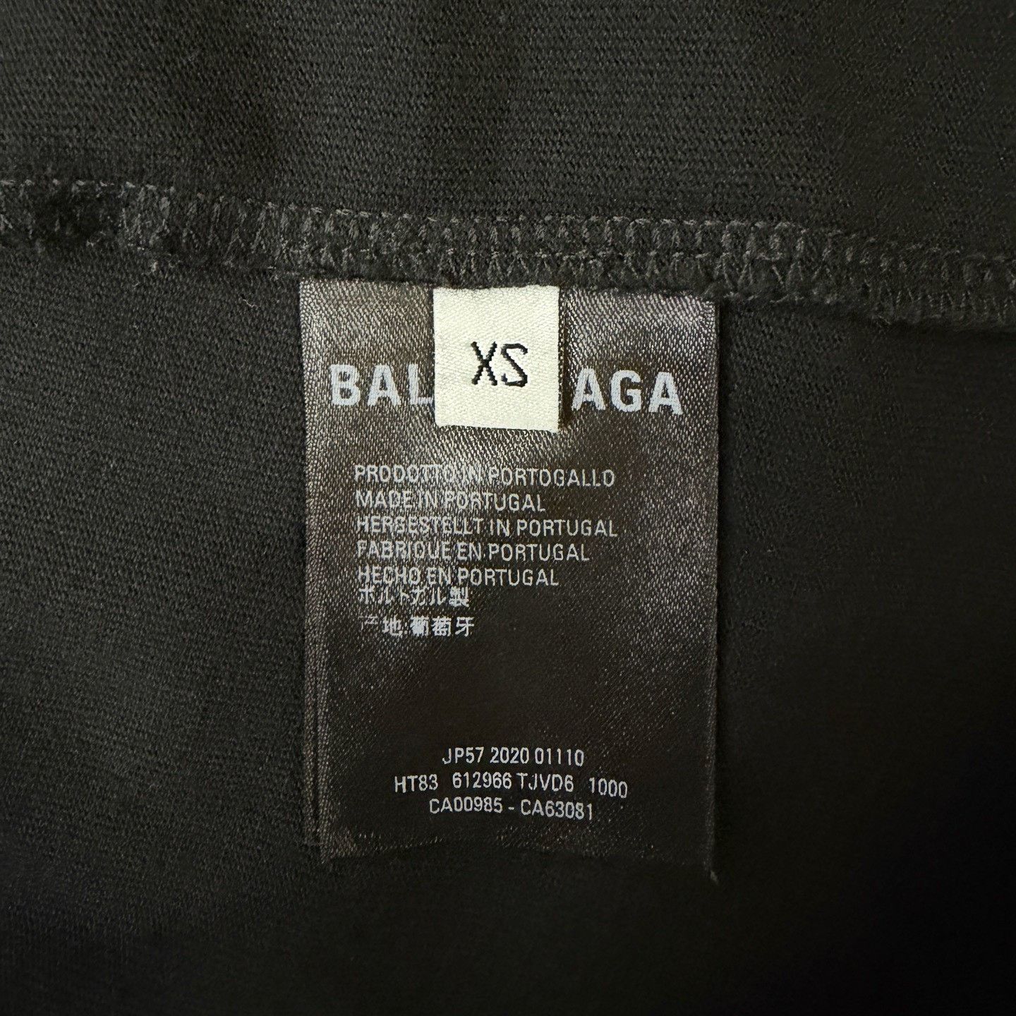 Balenciaga Balenciaga Black Circle Short-Sleeve Size US XS / EU 42 / 0 - 4 Thumbnail
