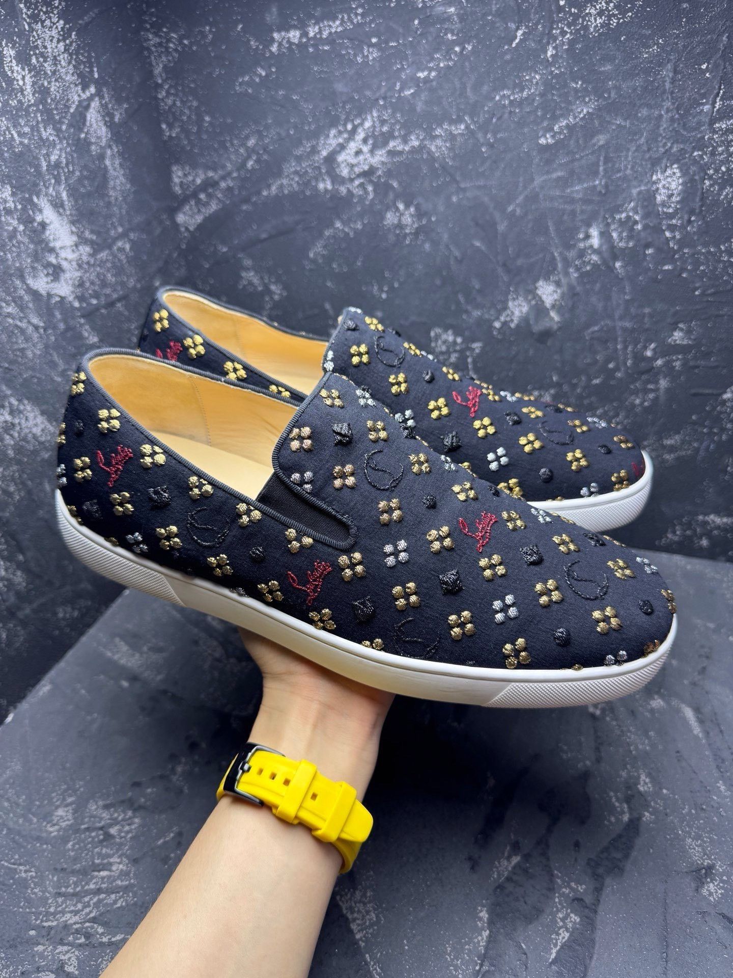 Christian Louboutin Christian Louboutin Embroidered Slip-On Size US 10 / EU 43 - 7 Thumbnail