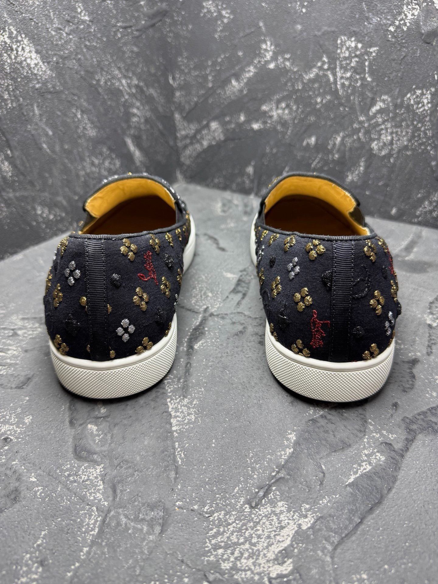Christian Louboutin Christian Louboutin Embroidered Slip-On Size US 10 / EU 43 - 3 Thumbnail