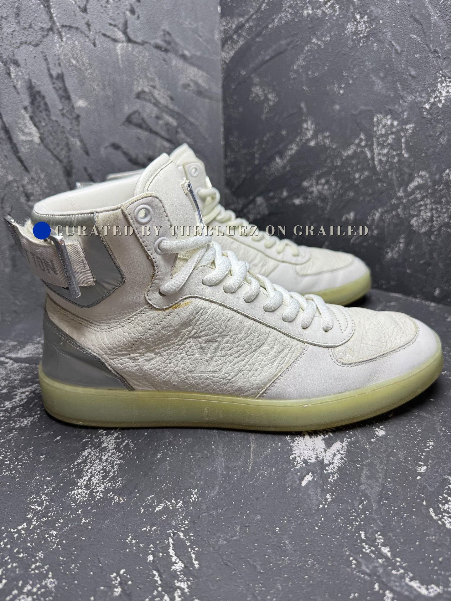 Louis Vuitton Louis Vuitton Rivoli Silver High-Top Sneakers Size US 7.5 / EU 40-41 - 4 Thumbnail