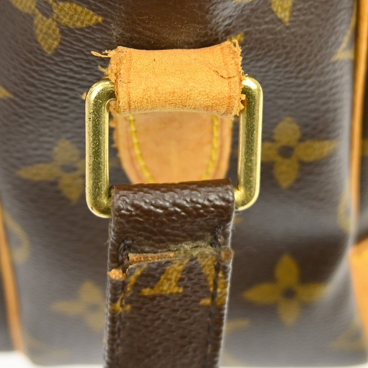 Louis Vuitton Louis Vuitton Nil Messenger Bag Monogram Canvas Size ONE SIZE - 14 Thumbnail