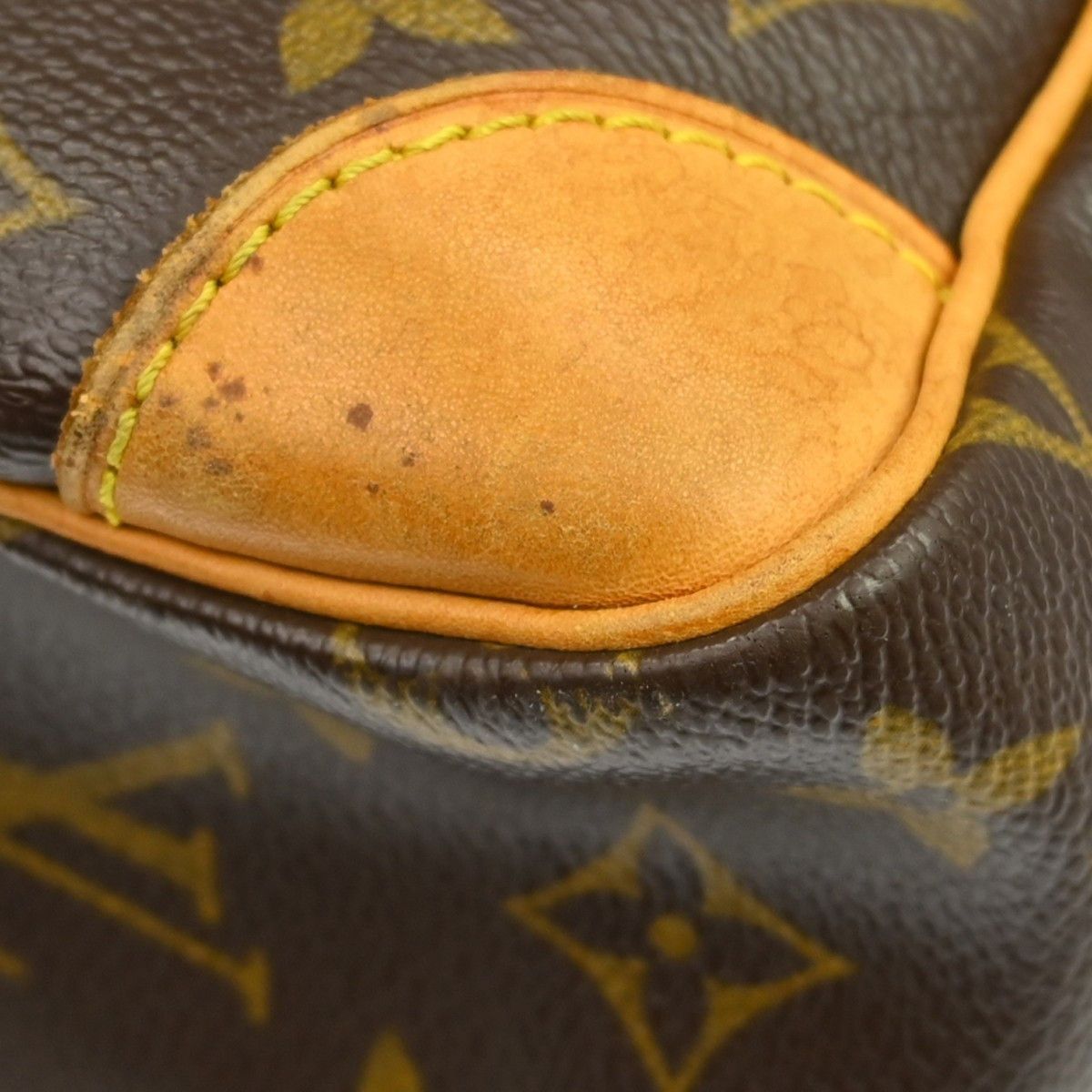 Louis Vuitton Louis Vuitton Nil Messenger Bag Monogram Canvas Size ONE SIZE - 9 Thumbnail