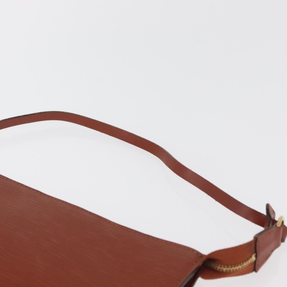 Louis Vuitton Louis Vuitton Pochette Accessoires Epi Leather Size ONE SIZE - 18 Thumbnail